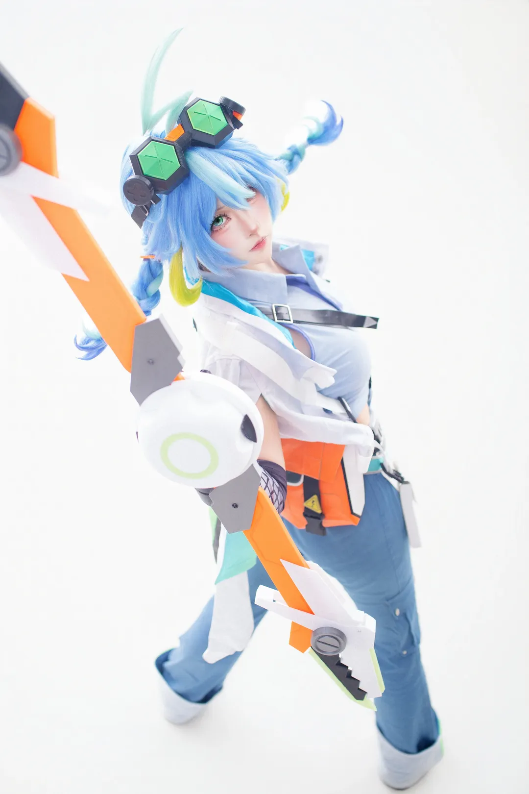 【蚩奼cos】王者榮耀工裝藍髮少女，機甲巨劍出鞘 - 第 3 張