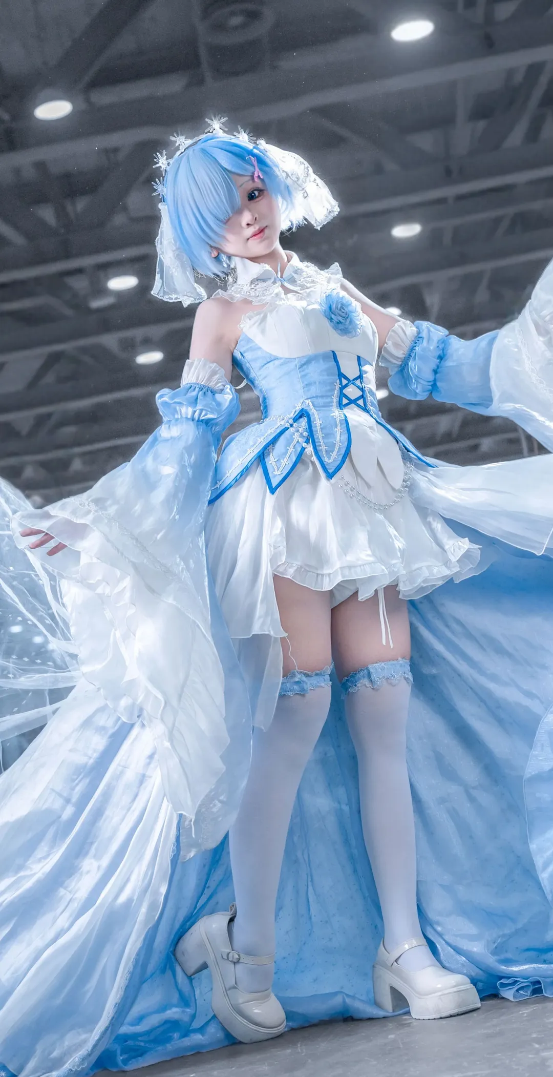 【蕾姆cos】从零开始的异世界生活 礼服大裙摆的漫展拍摄记录 - 第 1 张