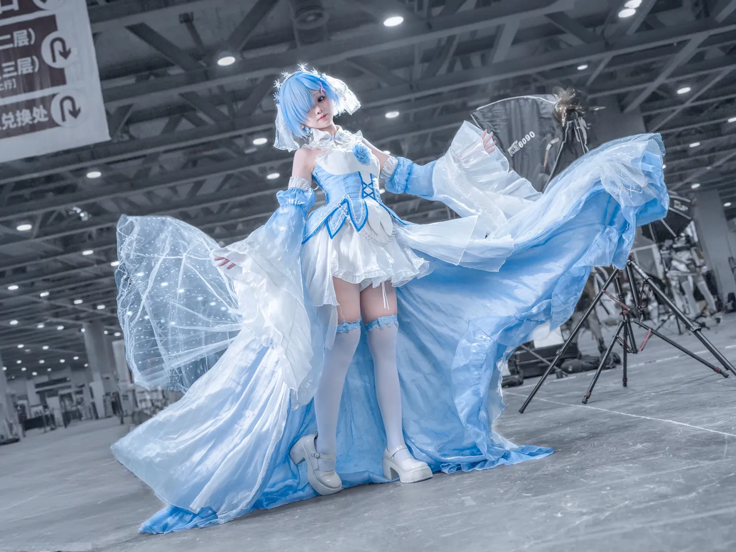 【蕾姆cos】从零开始的异世界生活 礼服大裙摆的漫展拍摄记录 - 第 2 张