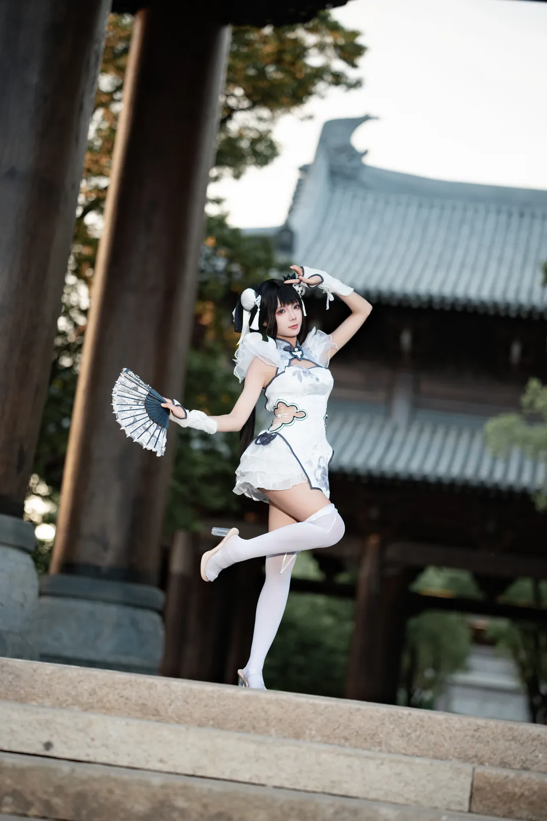 【殷紫萍cos】悬壶济世的白衣少女，在江南水乡的拍摄分享 - 第 3 张