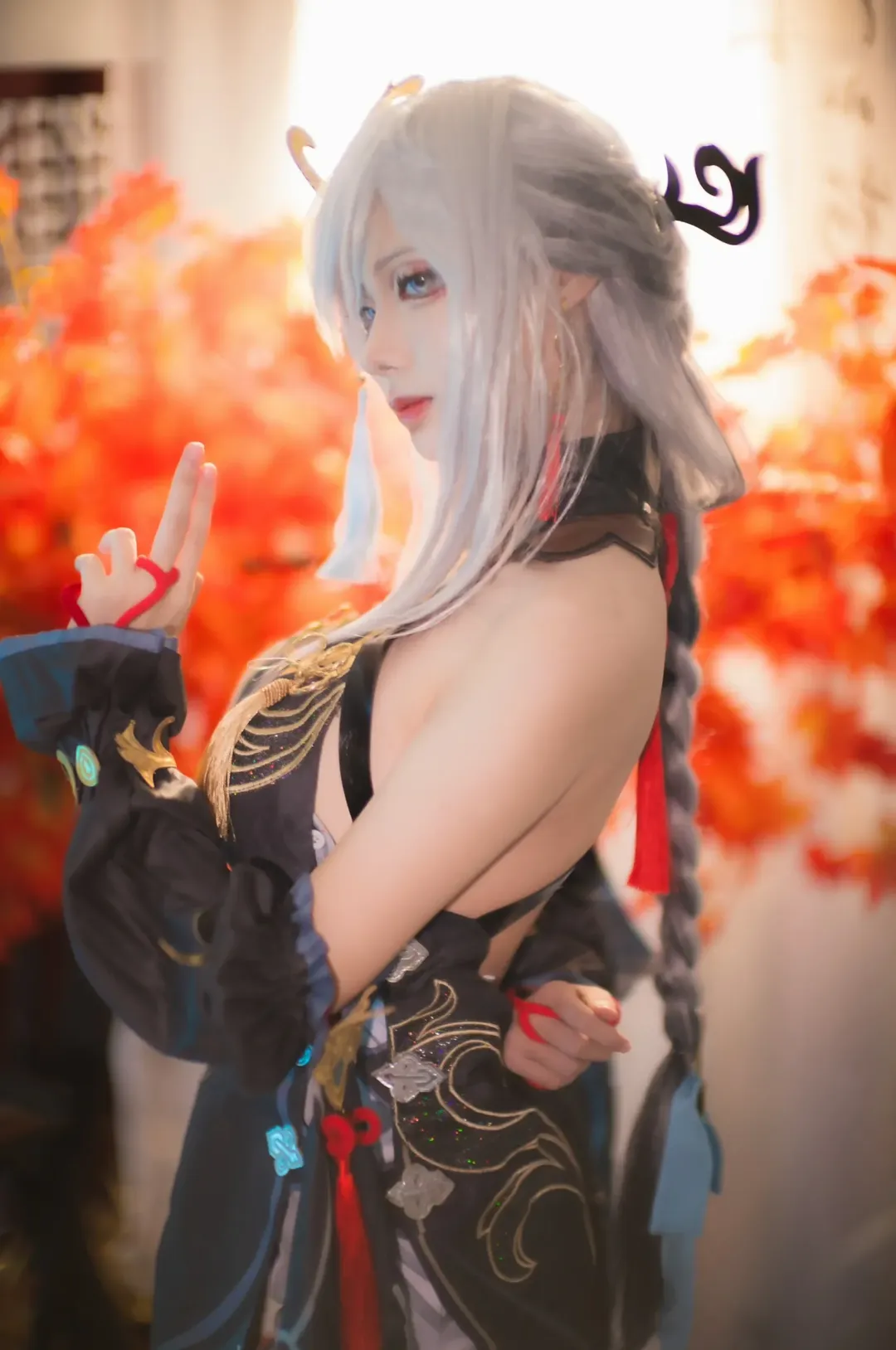 【申鹤cos】原神申鹤的冷艳身姿与绝美细节 - 第 4 张