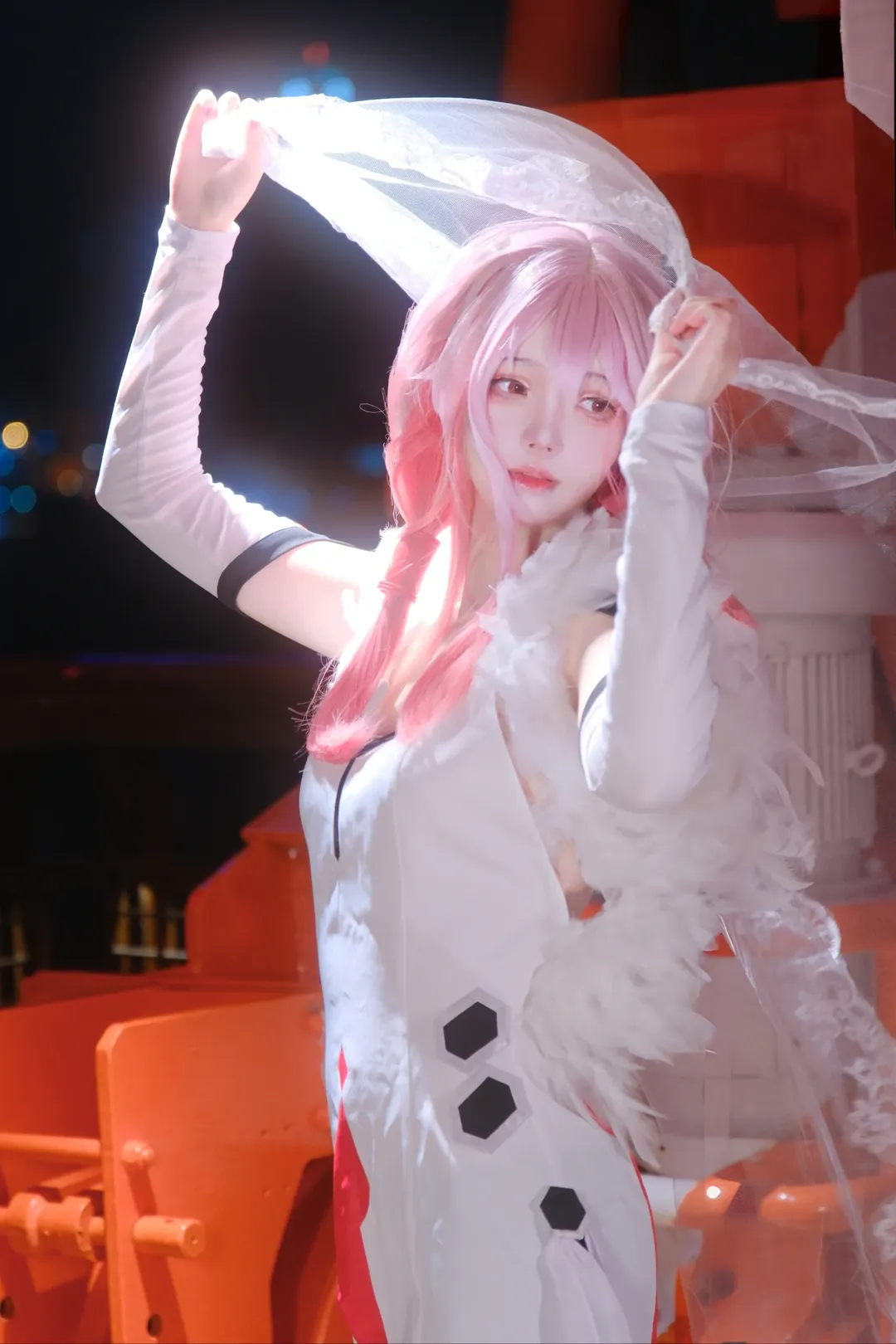 【楪祈cos】罪恶王冠中粉发少女的爷青回瞬间 - 第 2 张