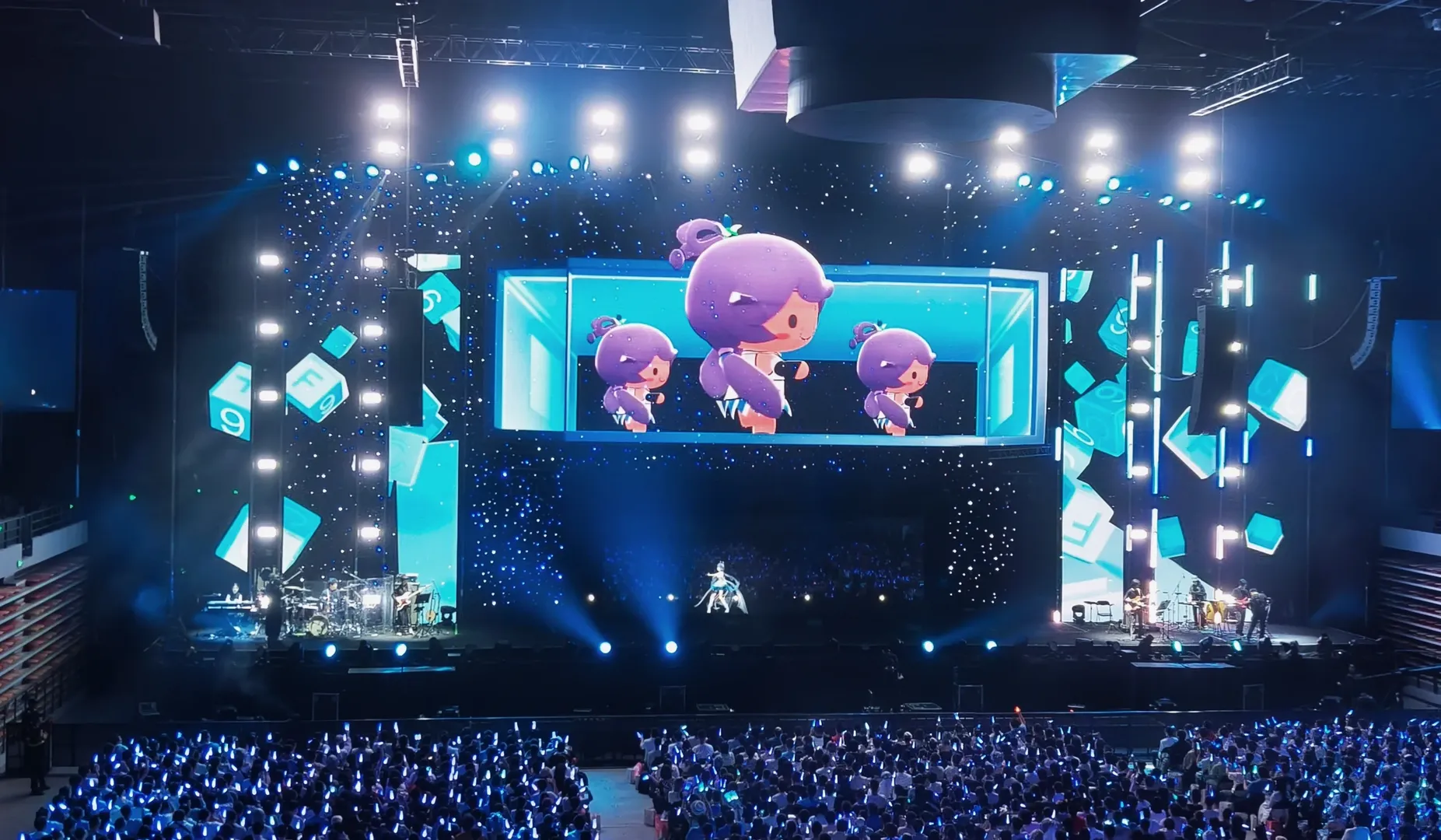 【洛天依cos】Vsinger演唱会周边的沉浸式记录 - 第 3 张