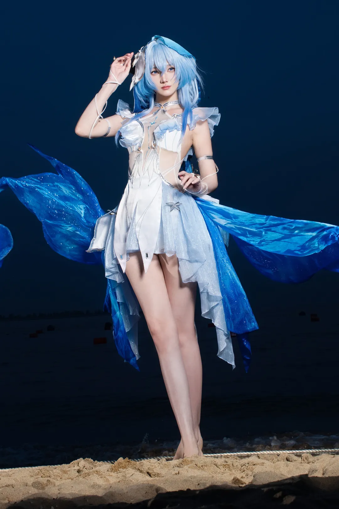 【守岸人cos】鸣潮海边的蓝色幻梦 - 第 2 张
