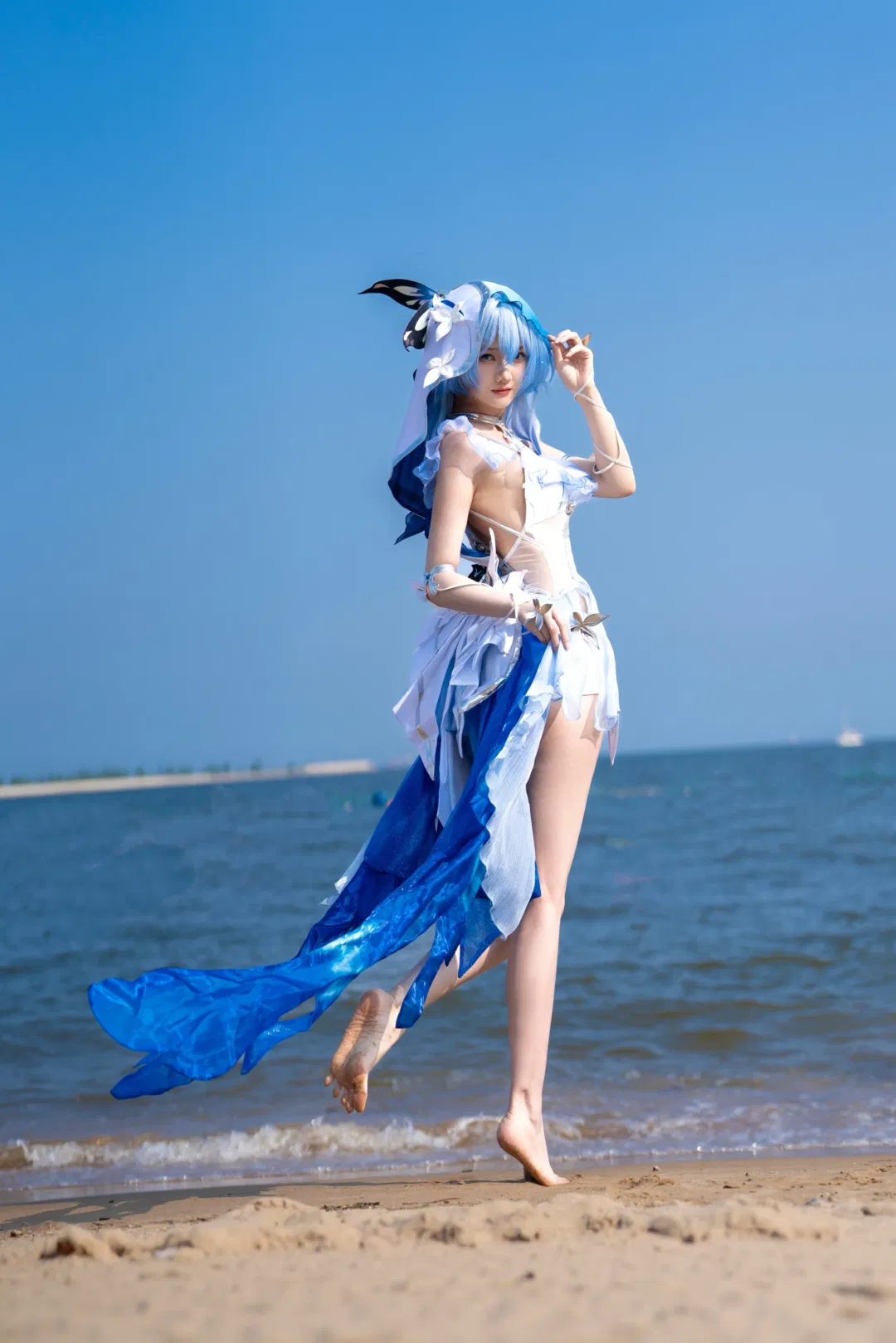【守岸人cos】鸣潮海边的蓝色幻梦 - 第 1 张