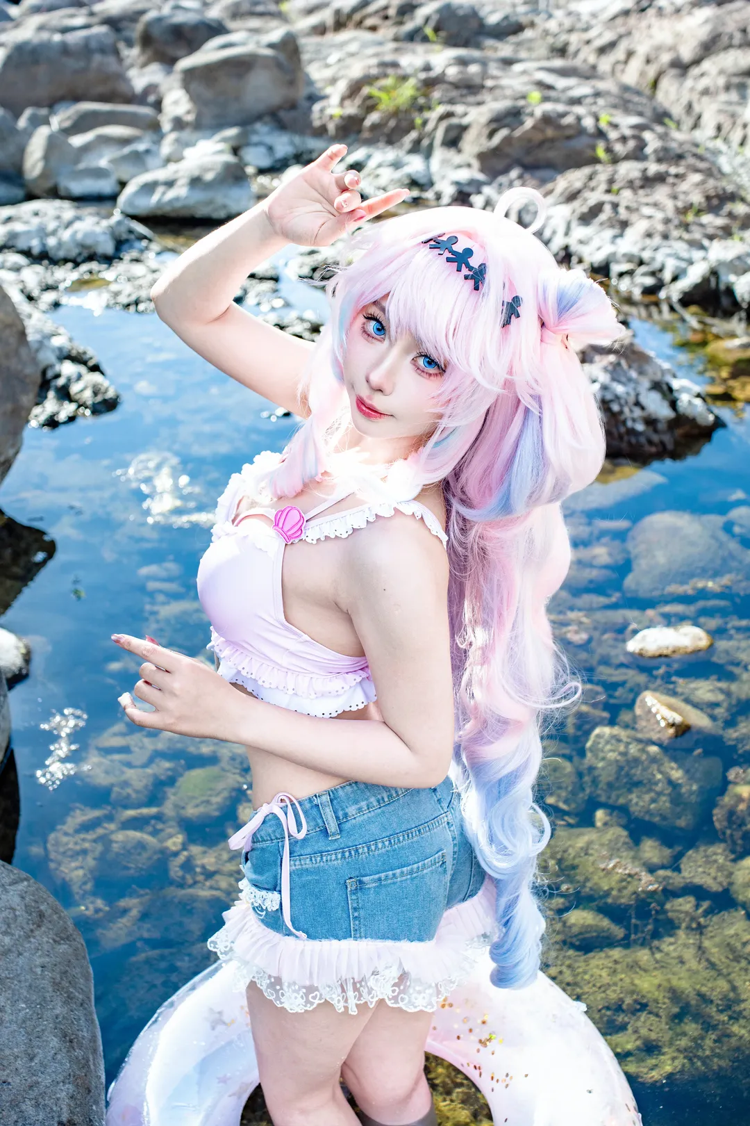 【达妮娅cos】鸣潮夏日限定泳装正片 - 第 1 张