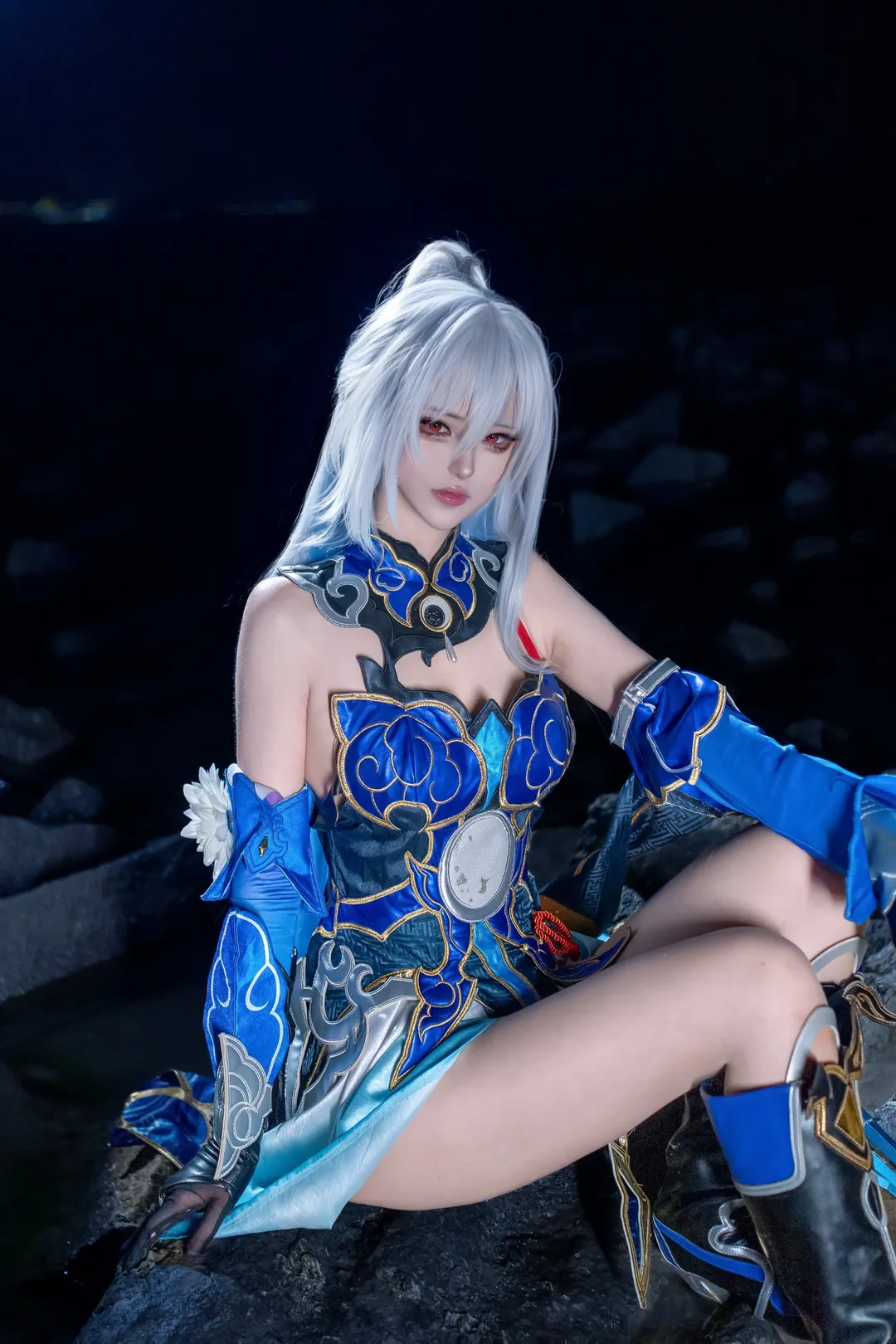 【镜流cos】崩坏星穹铁道罗浮剑首古风夜景 - 第 4 张