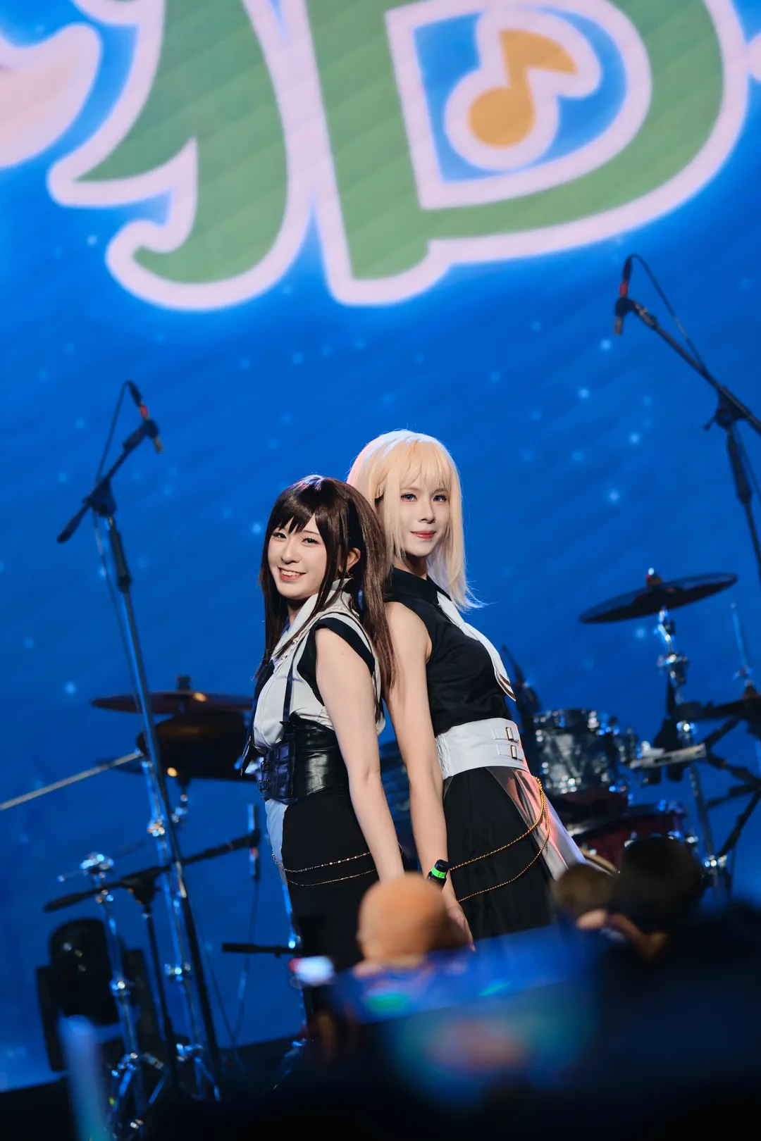 【三角初华cos】BanGDream舞台上的Sumimi双人组 - 第 1 张