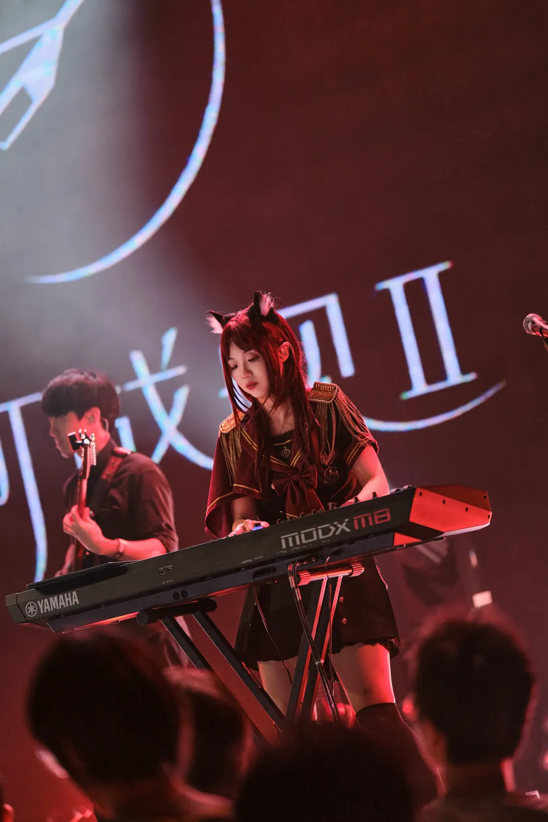 ACG乐队Live舞台记录，红色假发贝斯手与过膝袜的碰撞 - 第 6 张