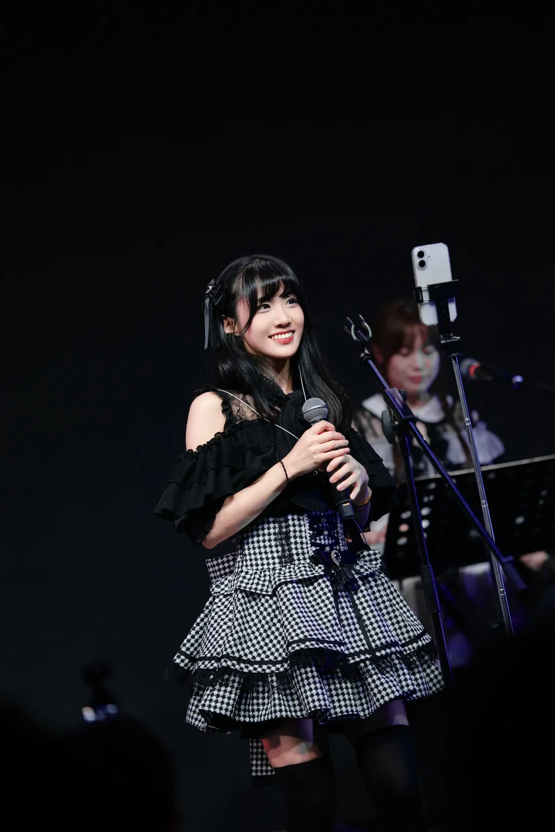 赶完论文的周中Live，哥特萝莉风贝斯手的日音舞台 - 第 7 张