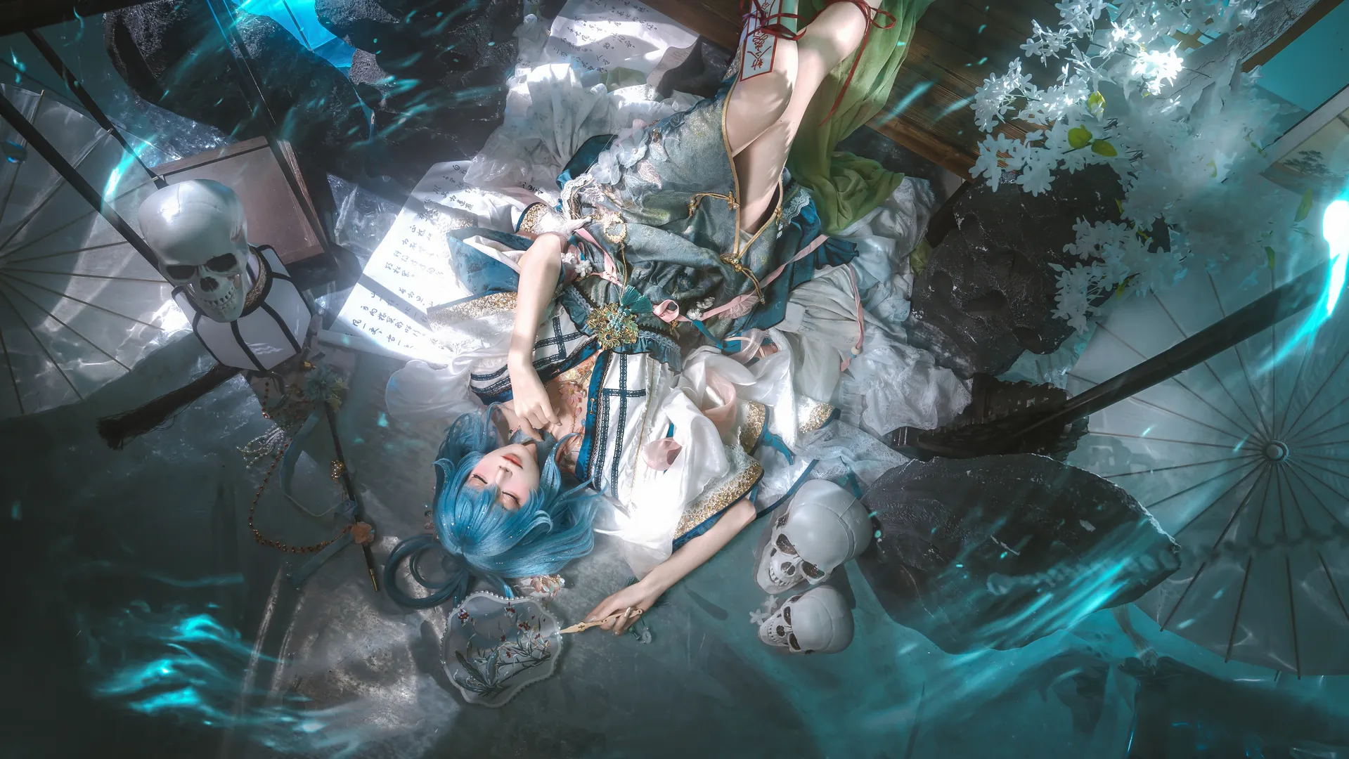 【霍青娥cos】東方project 幽藍光影下的奇幻二設夢境 - 第 2 張