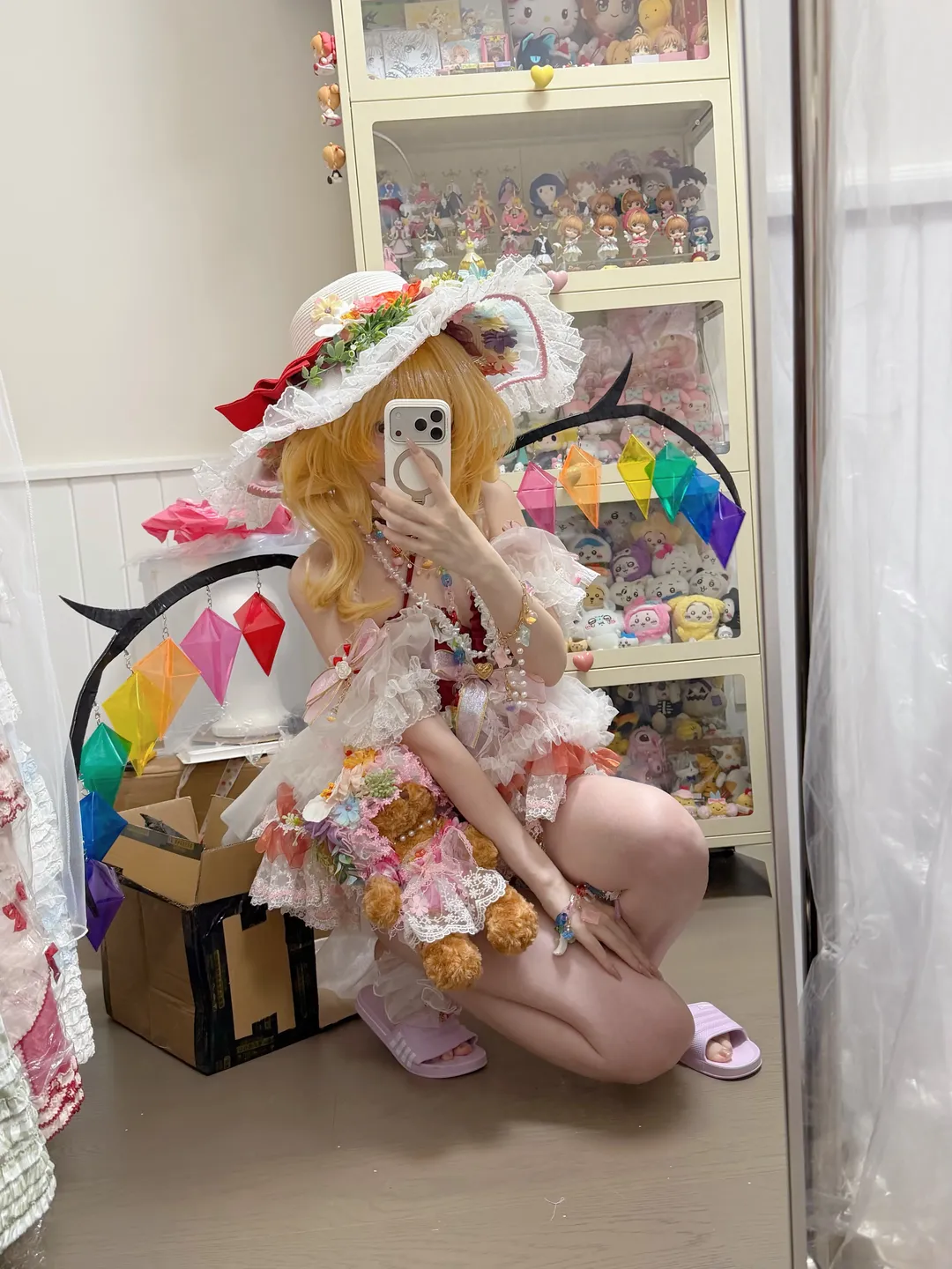 【芙蘭朵露cos】東方project二設，紅白蕾絲與金髮小熊的華麗碰撞 - 第 4 張