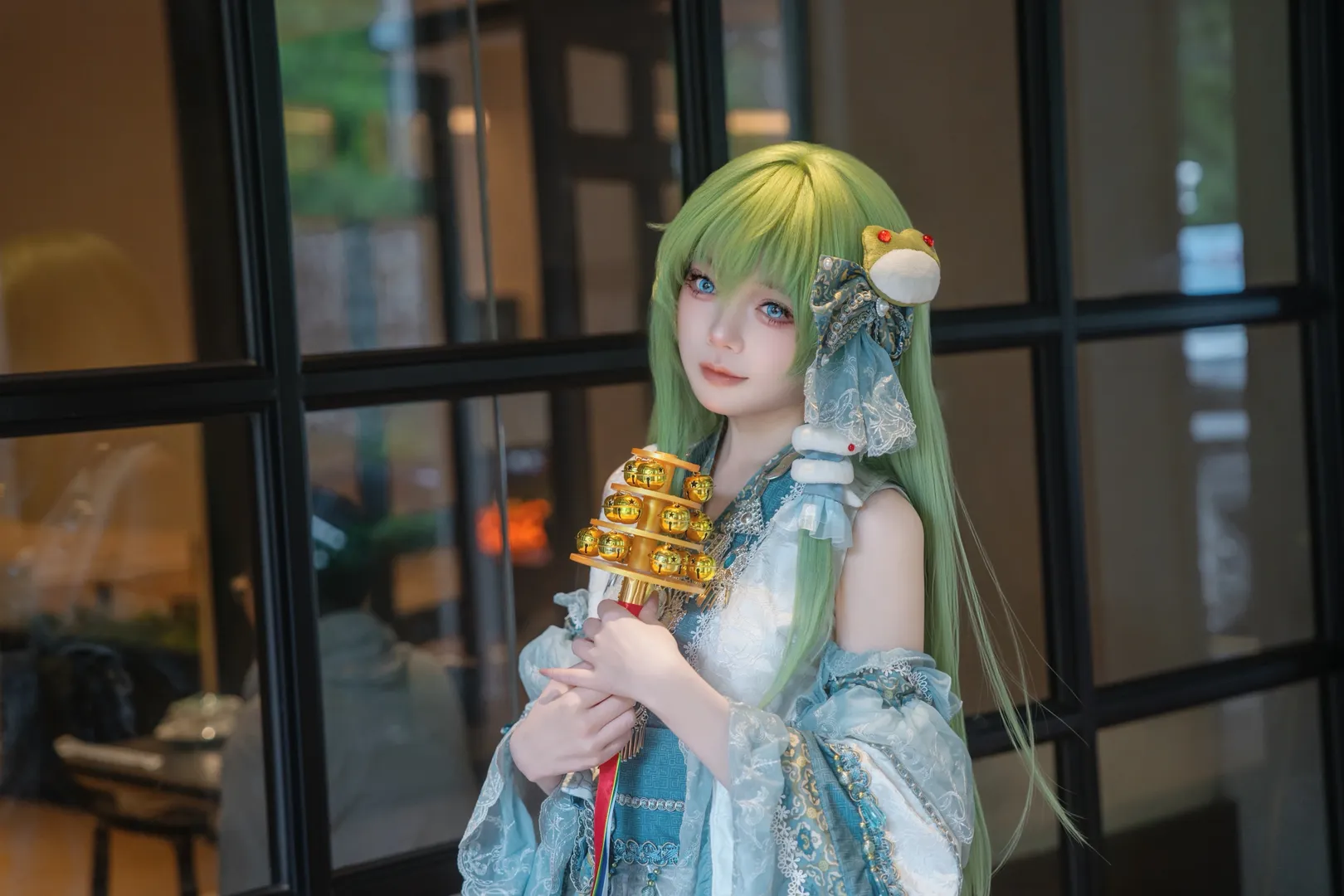 【东风谷早苗cos】东方Project二设 现人神的蓝白幻想 - 第 2 张