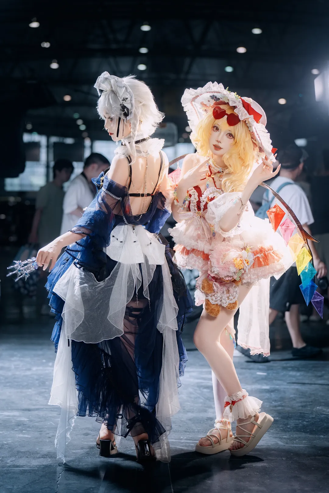 【芙兰朵露cos】东方project 红与蓝的双人漫展正片记录 - 第 4 张