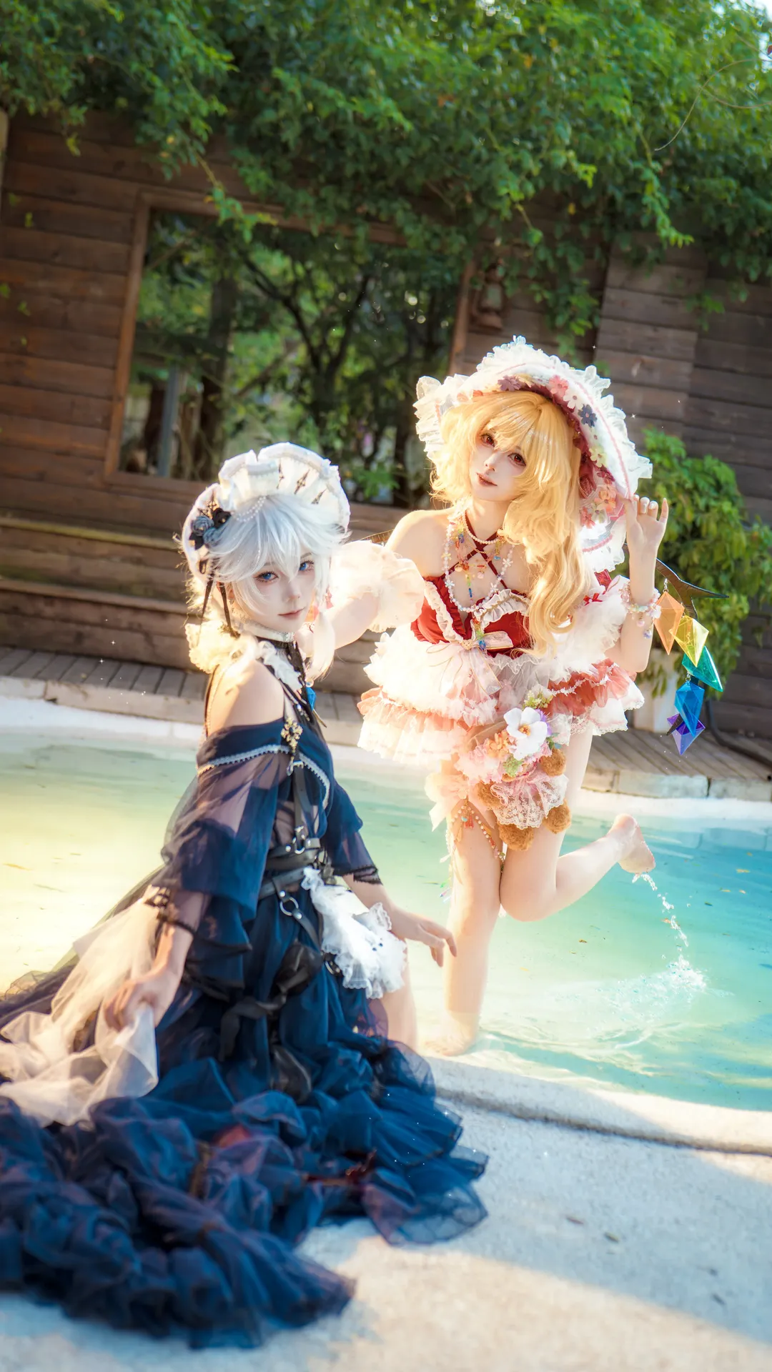 【芙兰朵露cos】东方project二小姐与女仆长夏日双人外景 - 第 5 张