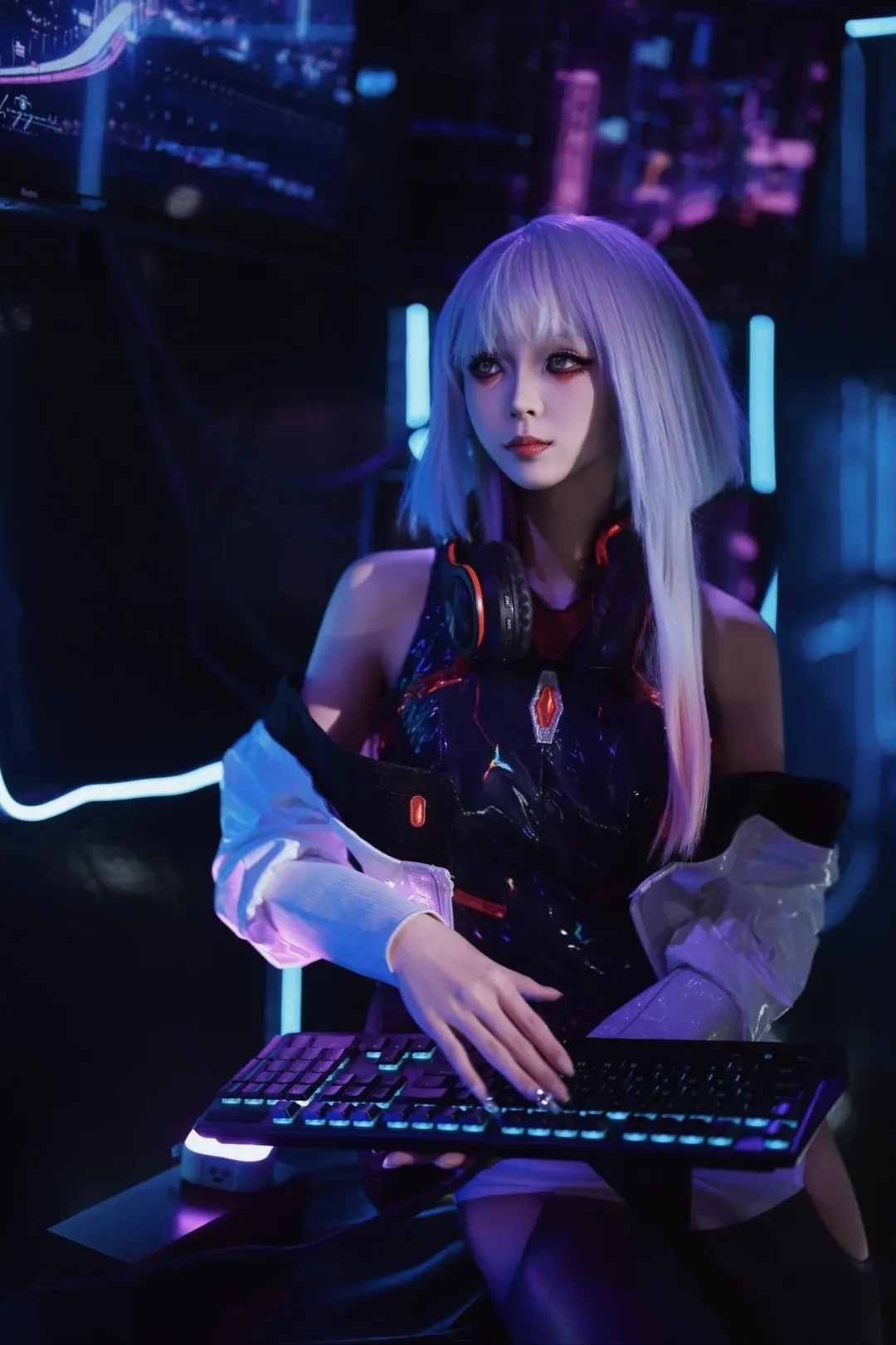 【露西cos】穿梭在霓虹中的赛博朋克边缘行者 - 第 3 张
