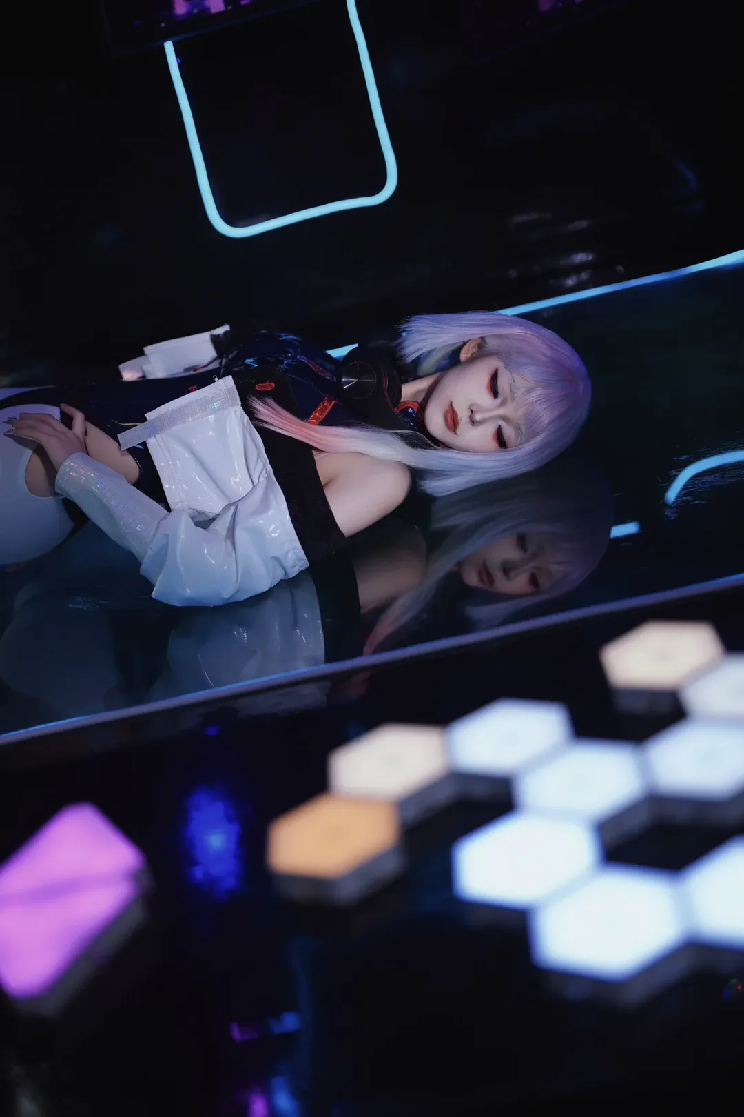 【露西cos】穿梭在霓虹中的赛博朋克边缘行者 - 第 9 张