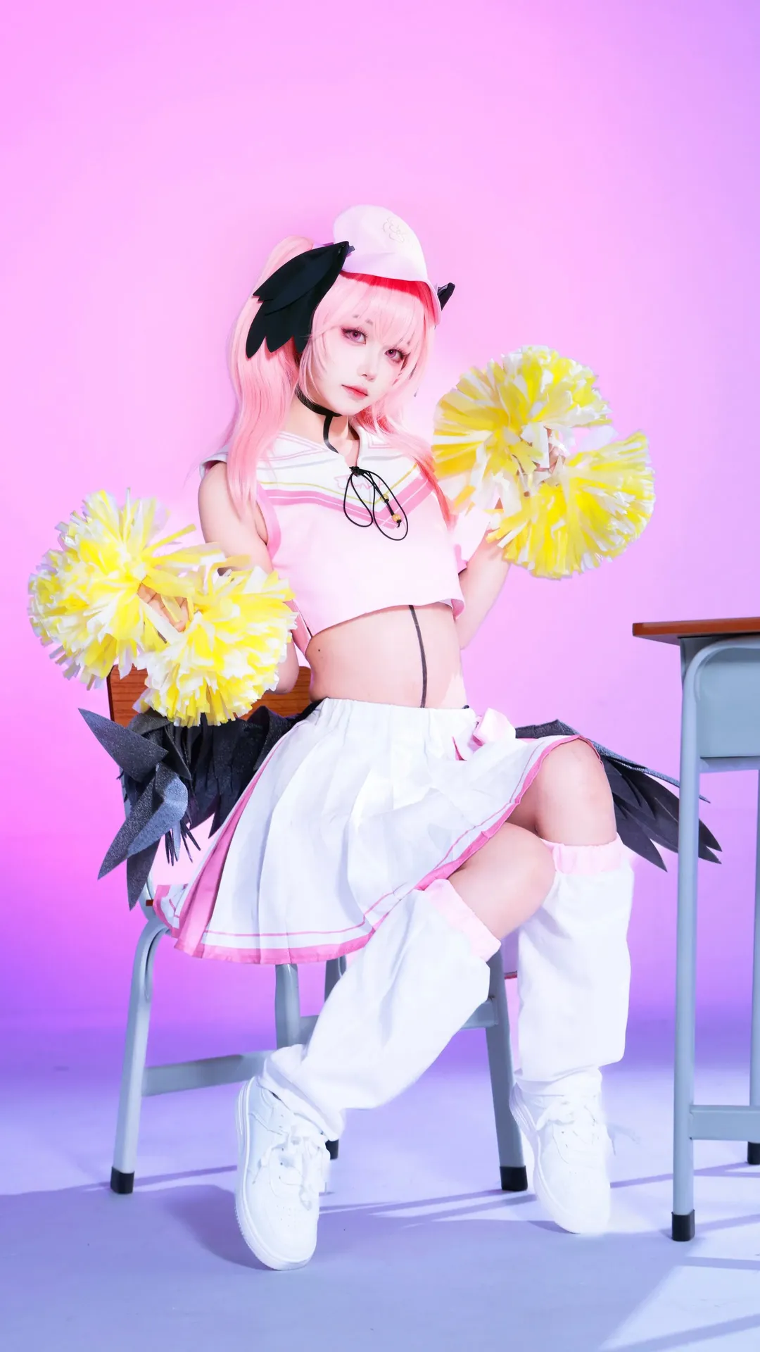 【下江小春cos】蔚蓝档案补习部的粉发少女 - 第 3 张