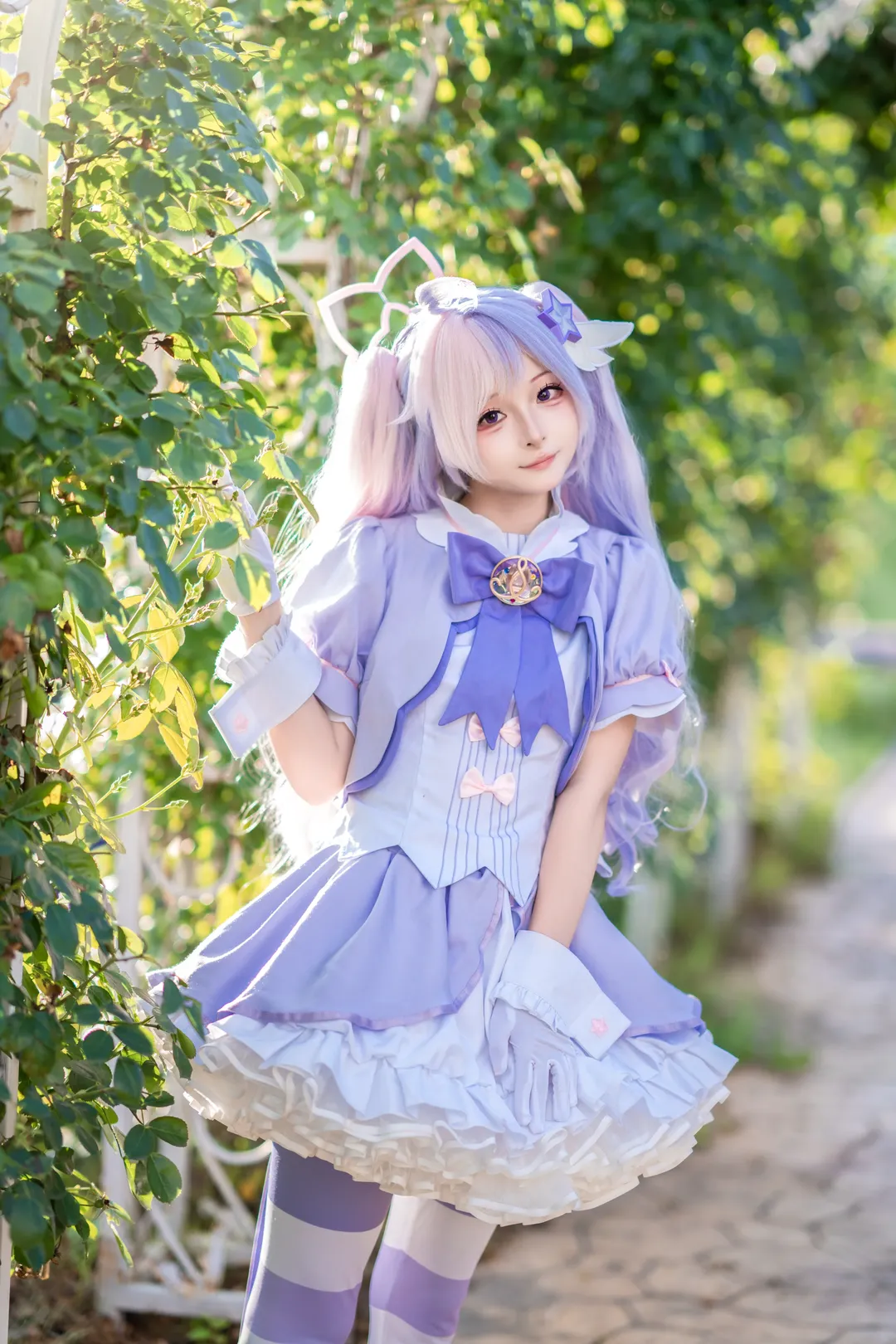 【宇泽玲纱cos】蔚蓝档案魔法少女的户外记录 - 第 6 张