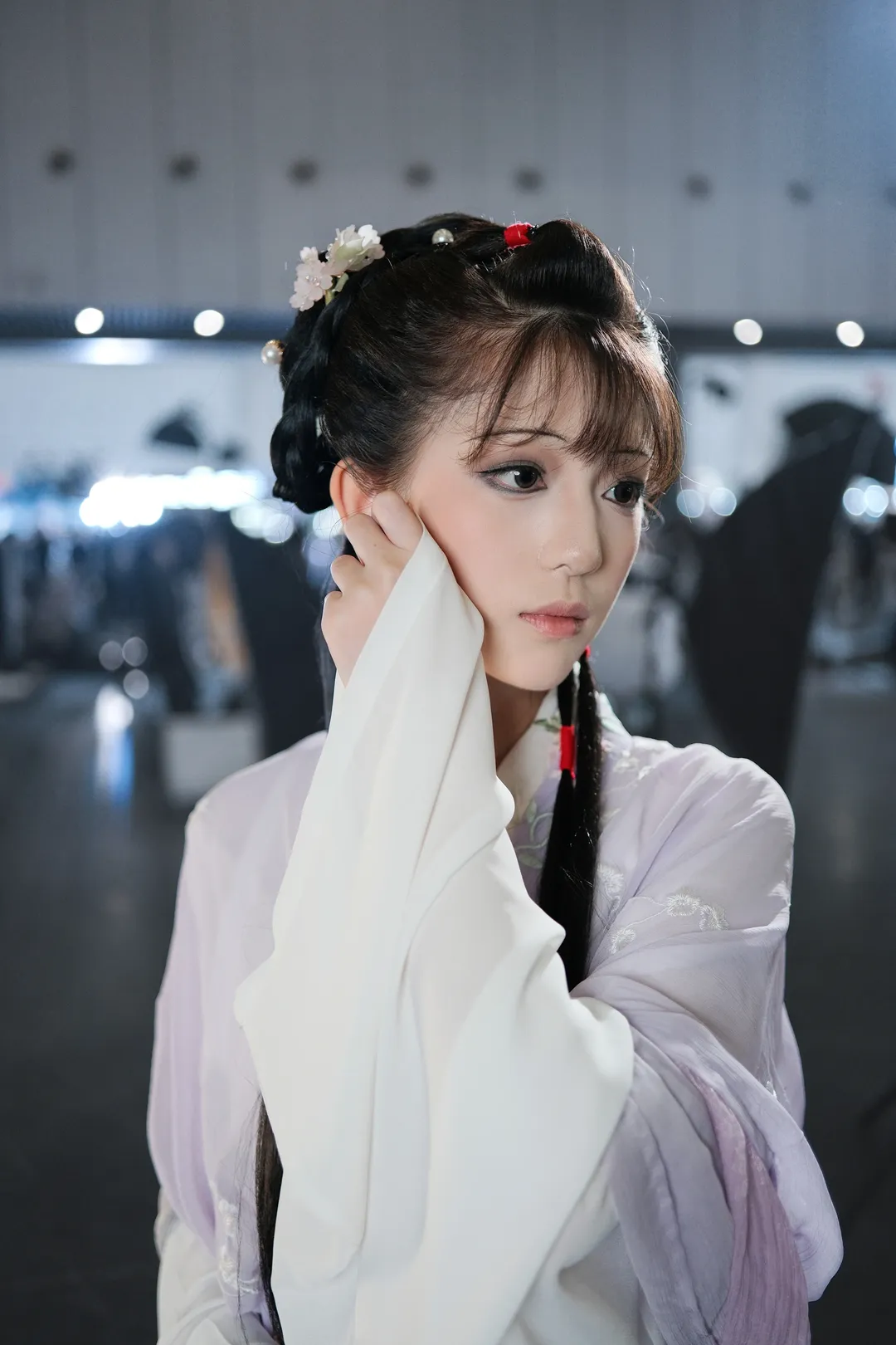 淡紫色古风造型拍摄，沉浸式感受传统服饰的柔美与质感 - 第 2 张