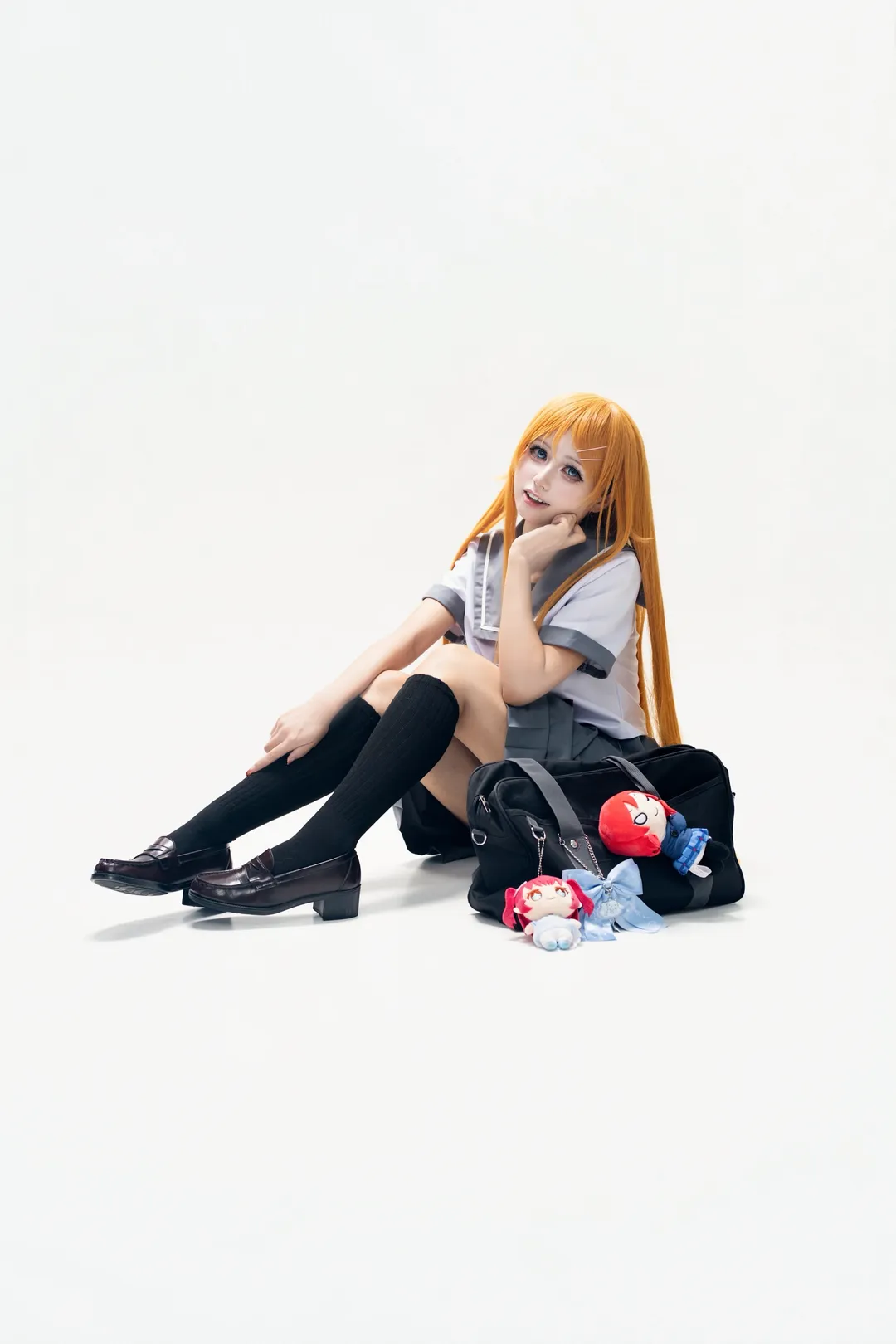【高坂桐乃cos】水手服與黑絲的棚拍動作分享 - 第 10 張