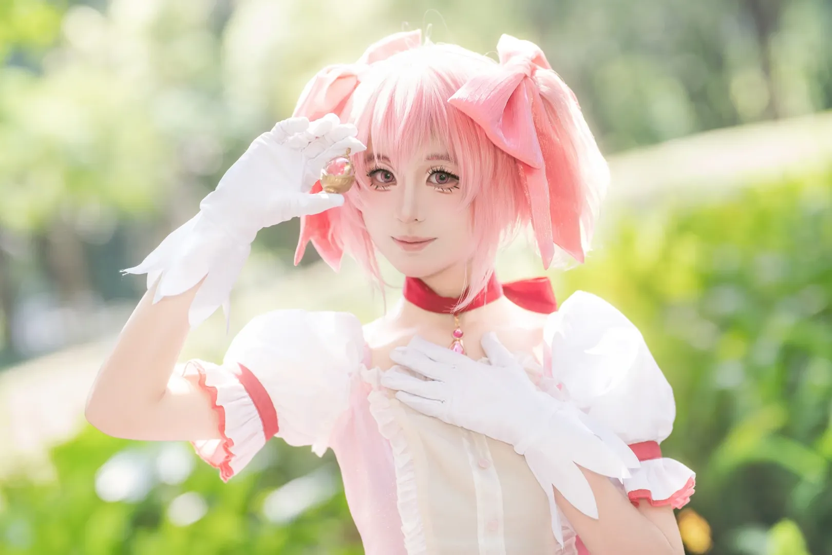 【魔法少女小圆cos】粉色洋装配弓箭，户外自然光拍出生命力 - 第 4 张