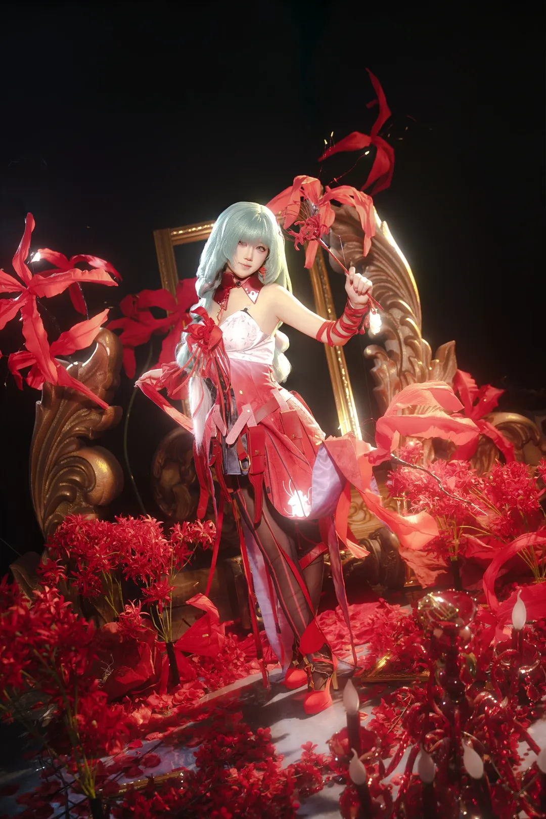 【弗洛洛cos】鸣潮红金花海，微珠光调色下的视觉质感 - 第 1 张