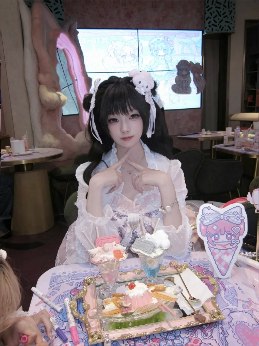 穿粉色Lolita去啊旁白联名女仆咖的探店实录 - 第 2 张