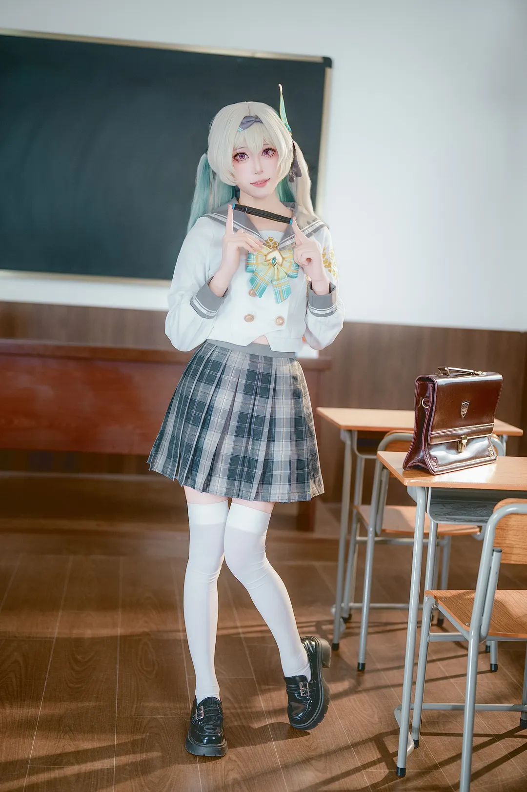 【流萤cos】崩坏星穹铁道里的春日手信 - 第 2 张