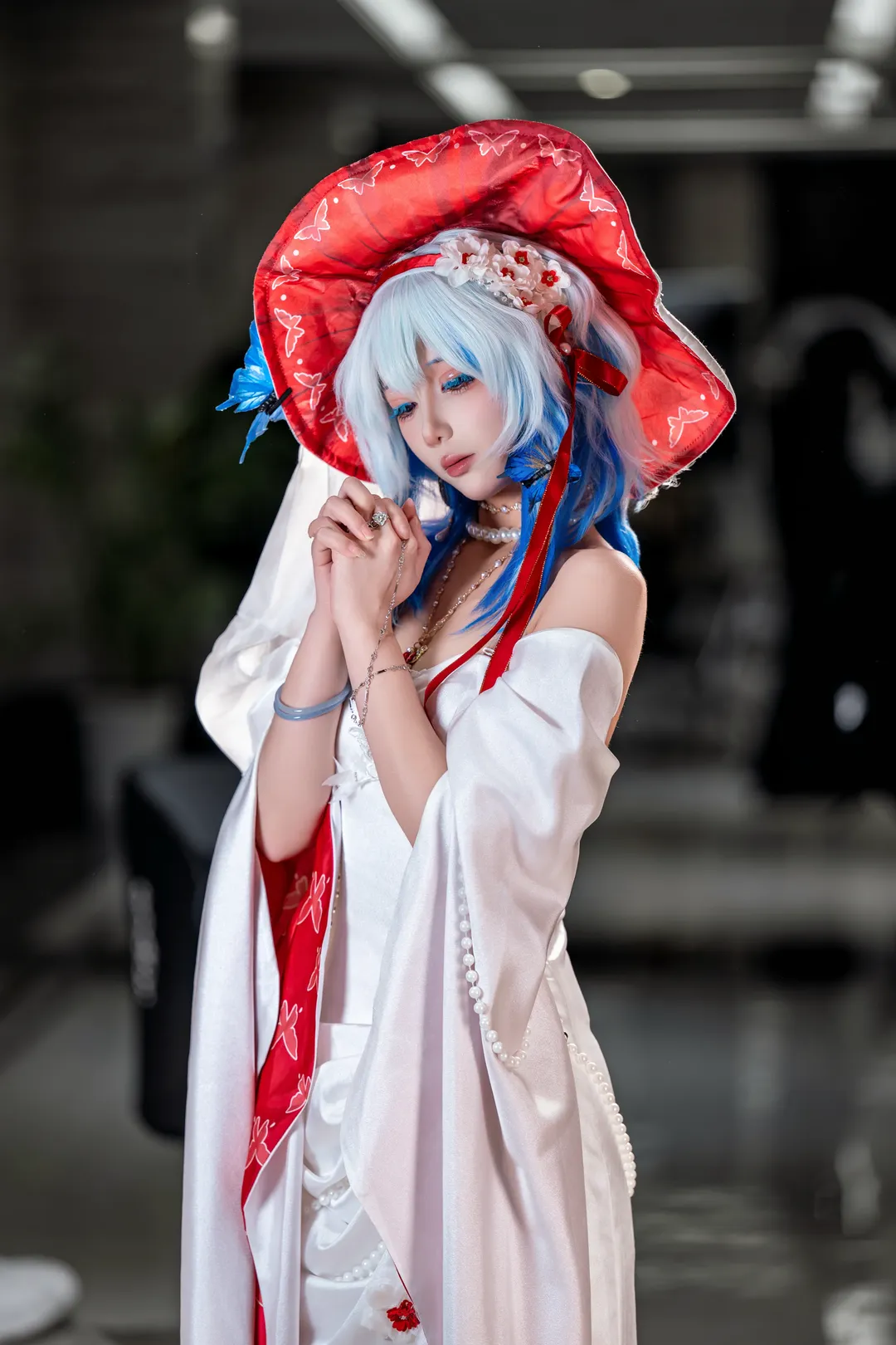【守岸人cos】鳴潮：紅白藍交織的視覺呈現 - 第 1 張