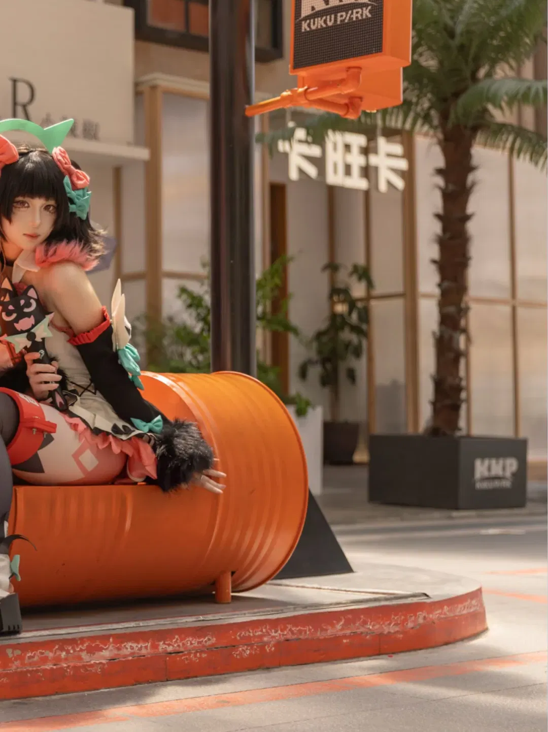 【南宫羽cos】绝区零妄想天使的街头日常 - 第 2 张