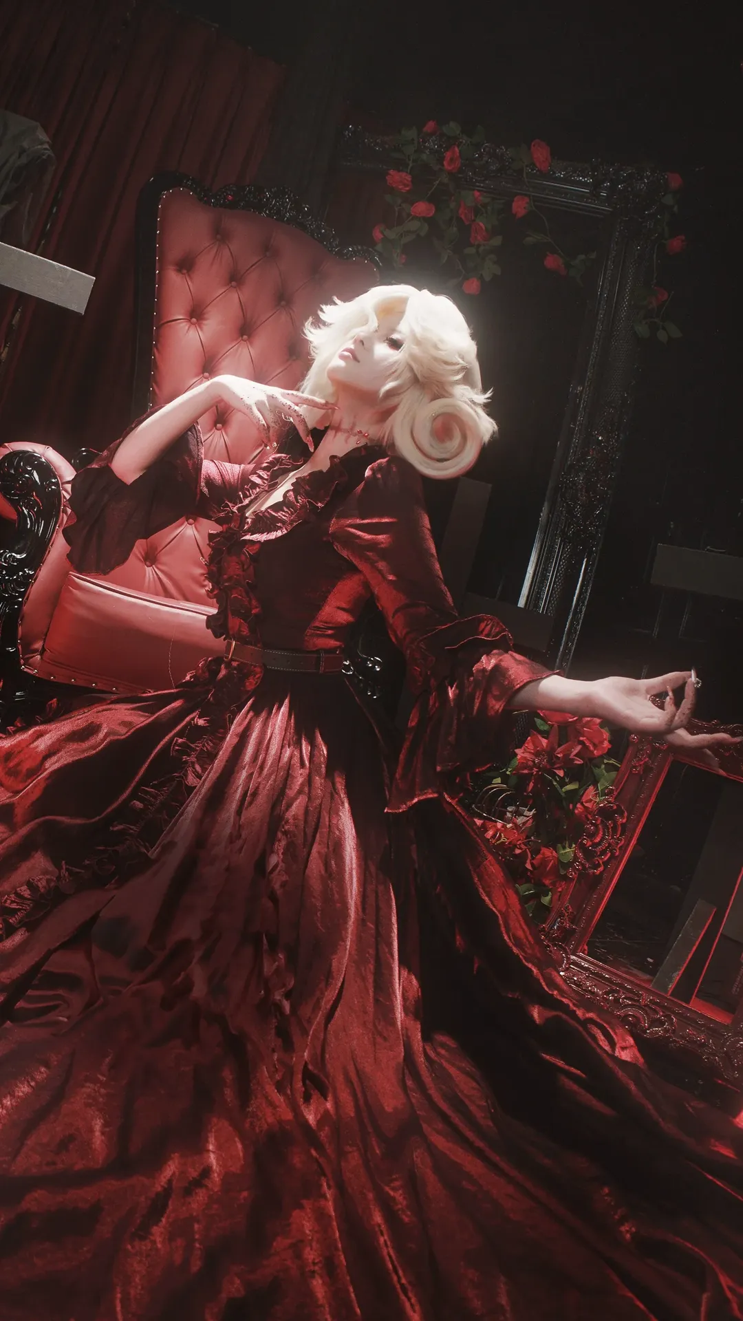 【红夫人cos】第五人格，血色华尔兹的优雅与肃杀 - 第 1 张