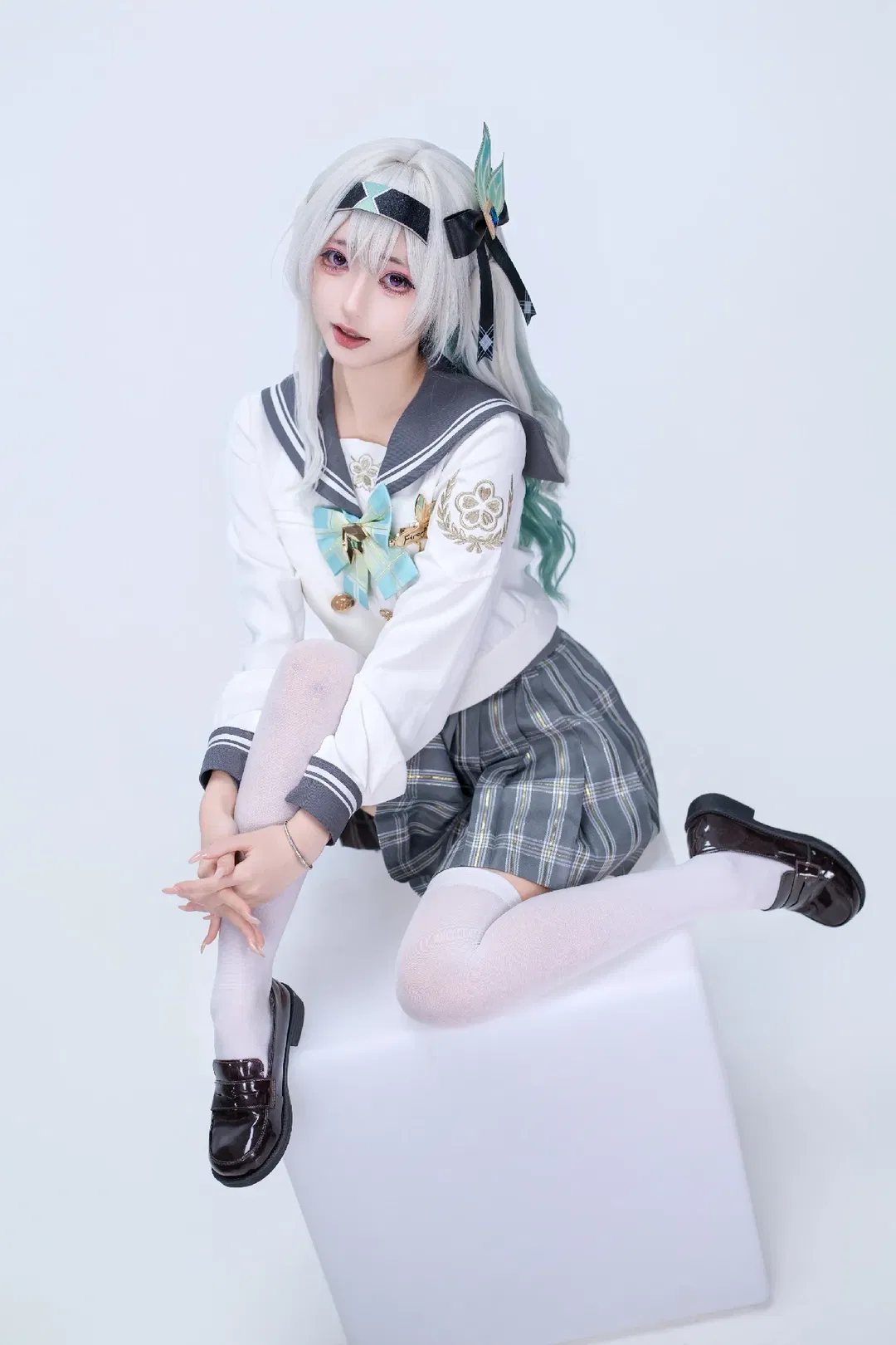 【流萤cos】崩坏星穹铁道春日手信课间日常 - 第 2 张