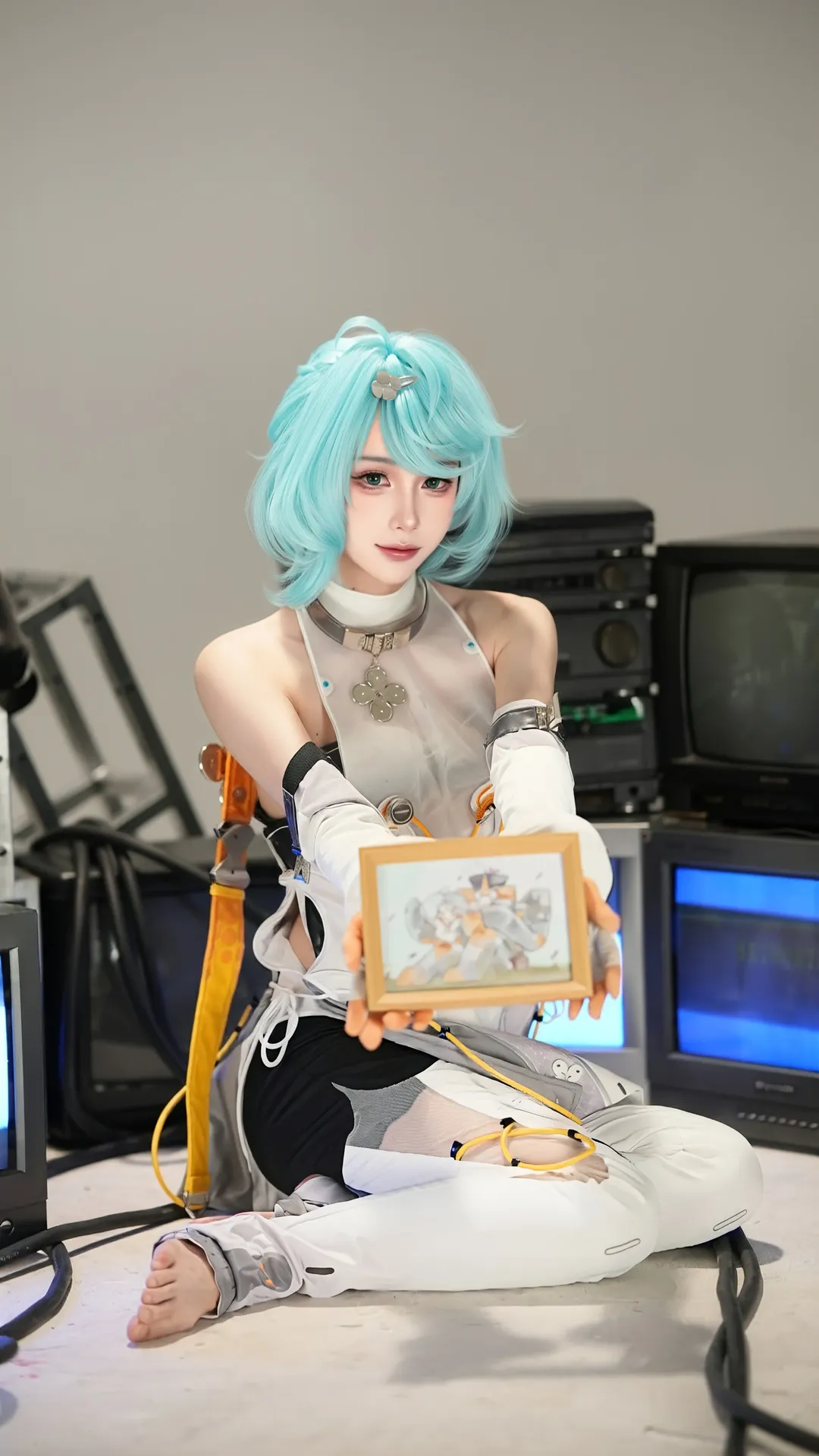【席德cos】绝区零的冷酷机械少女，透过细节还原赛博质感 - 第 5 张