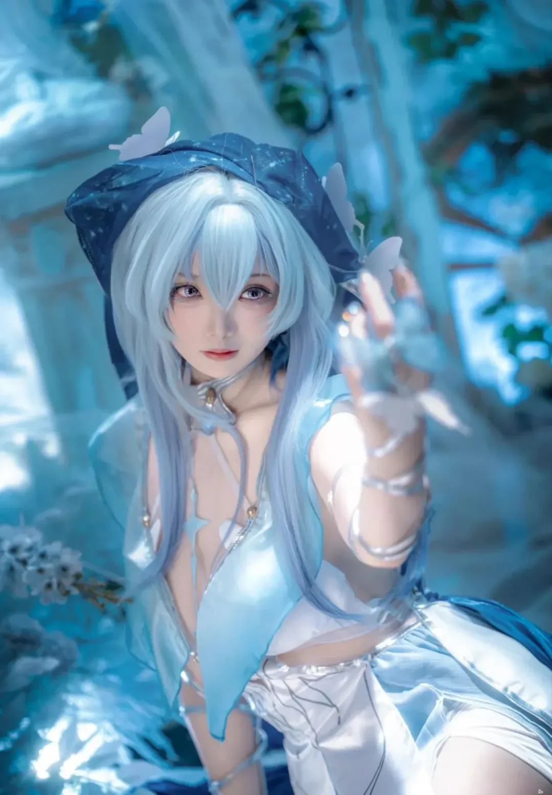 【守岸人cos】鳴潮中的藍調時刻，與齒輪和蝴蝶的碰撞 - 第 8 張