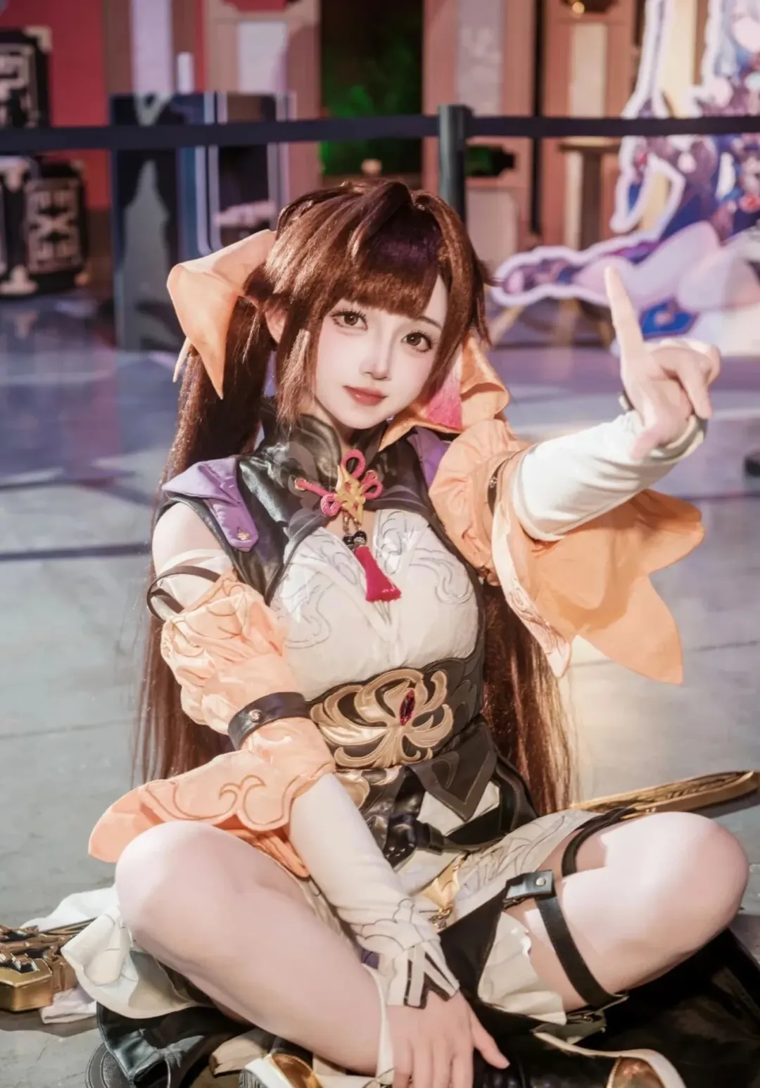 【素裳cos】崩坏星穹铁道中侠气与性感并存的动作分享 - 第 10 张
