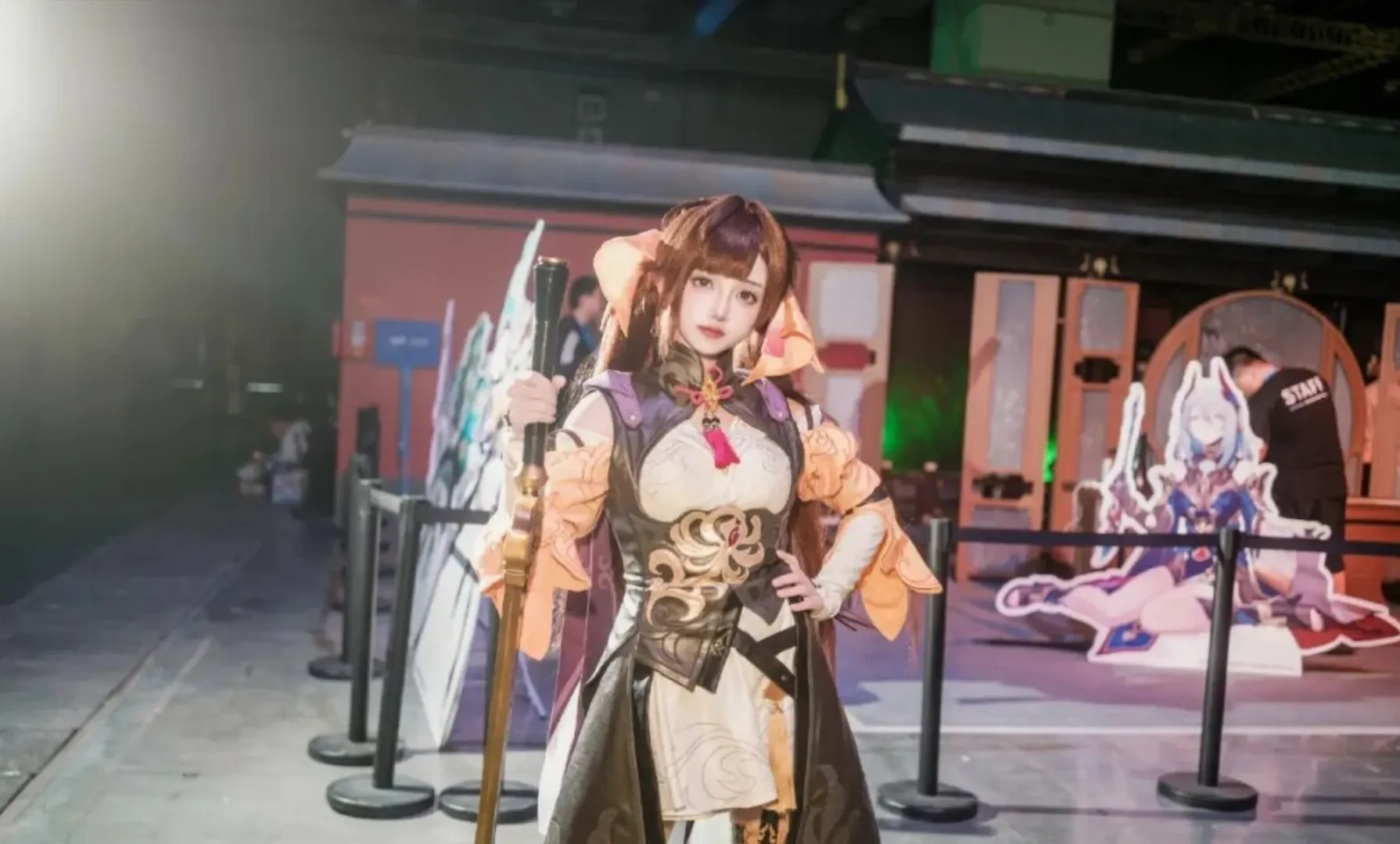 【素裳cos】崩坏星穹铁道中侠气与性感并存的动作分享 - 第 9 张