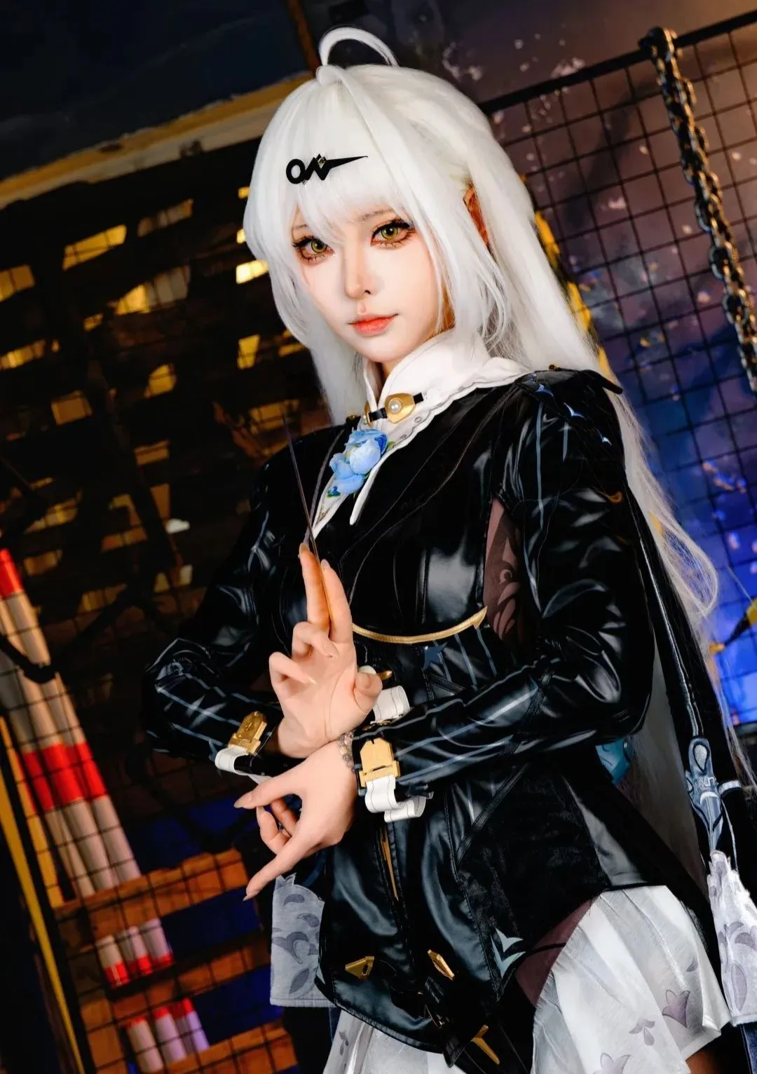 【仪玄cos】绝区零工业风片场，冷艳战衣记录 - 第 8 张