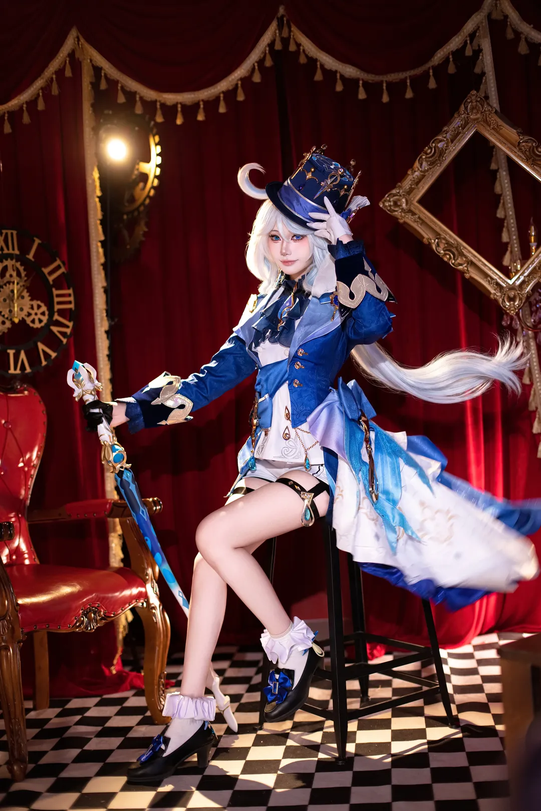 【芙宁娜cos】原神枫丹廷的戏剧假面 - 第 1 张