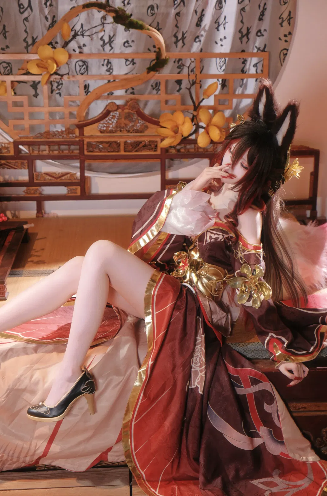 【忘歸人cos】崩壞星穹鐵道，紅黑狐耳與金飾古風造型 - 第 2 張