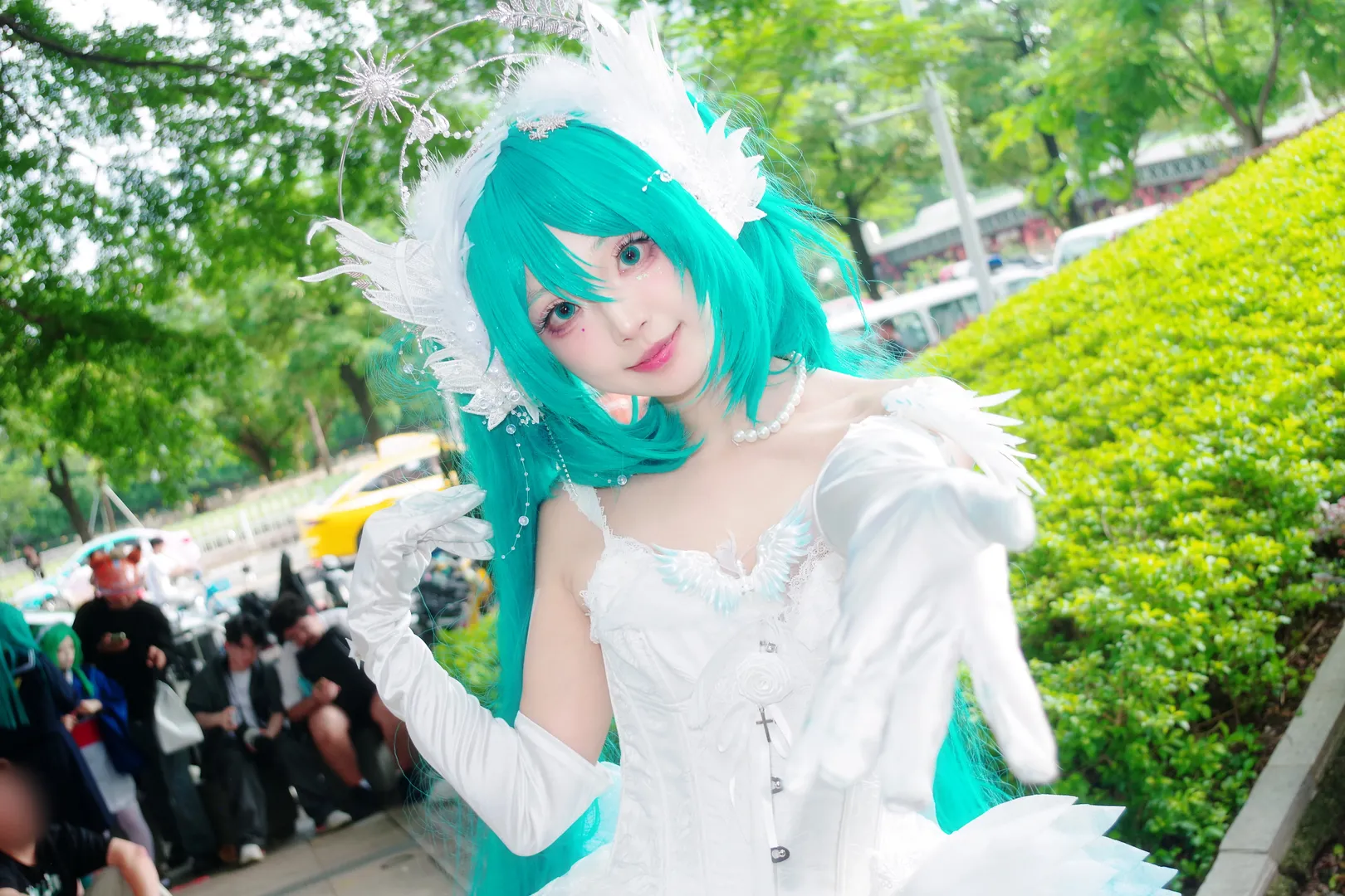 初音未來花嫁cos 螢火蟲漫展的白色夢幻造型 - 第 1 張
