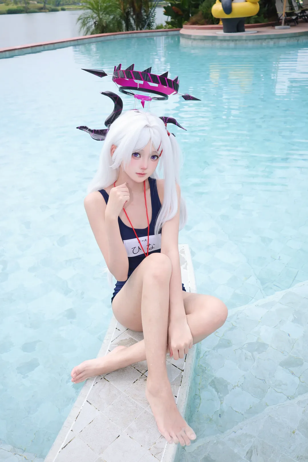 【蔚蓝档案cos】恶魔学姐的泳池清凉一夏 - 第 3 张