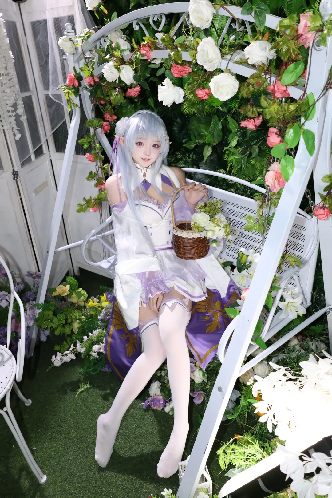 【爱蜜莉雅cos】白丝精灵少女的花园秋千拍摄记录 - 第 4 张