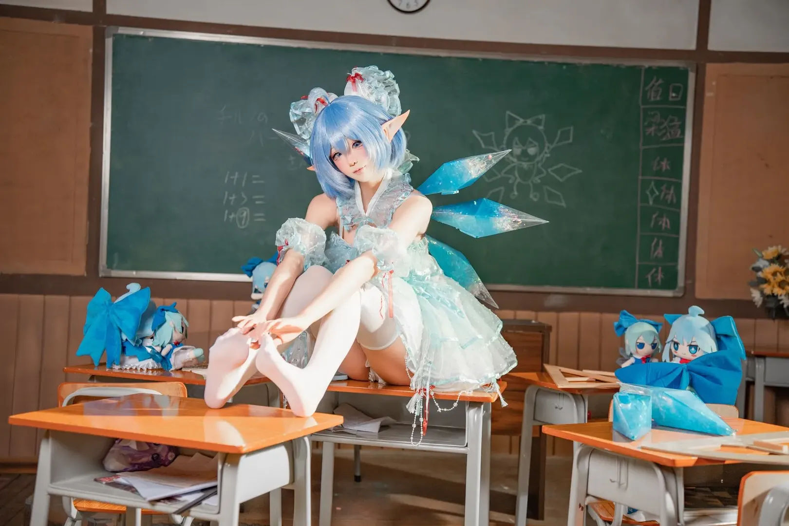 【琪露诺cos】东方project教室里的冰之妖精 - 第 1 张