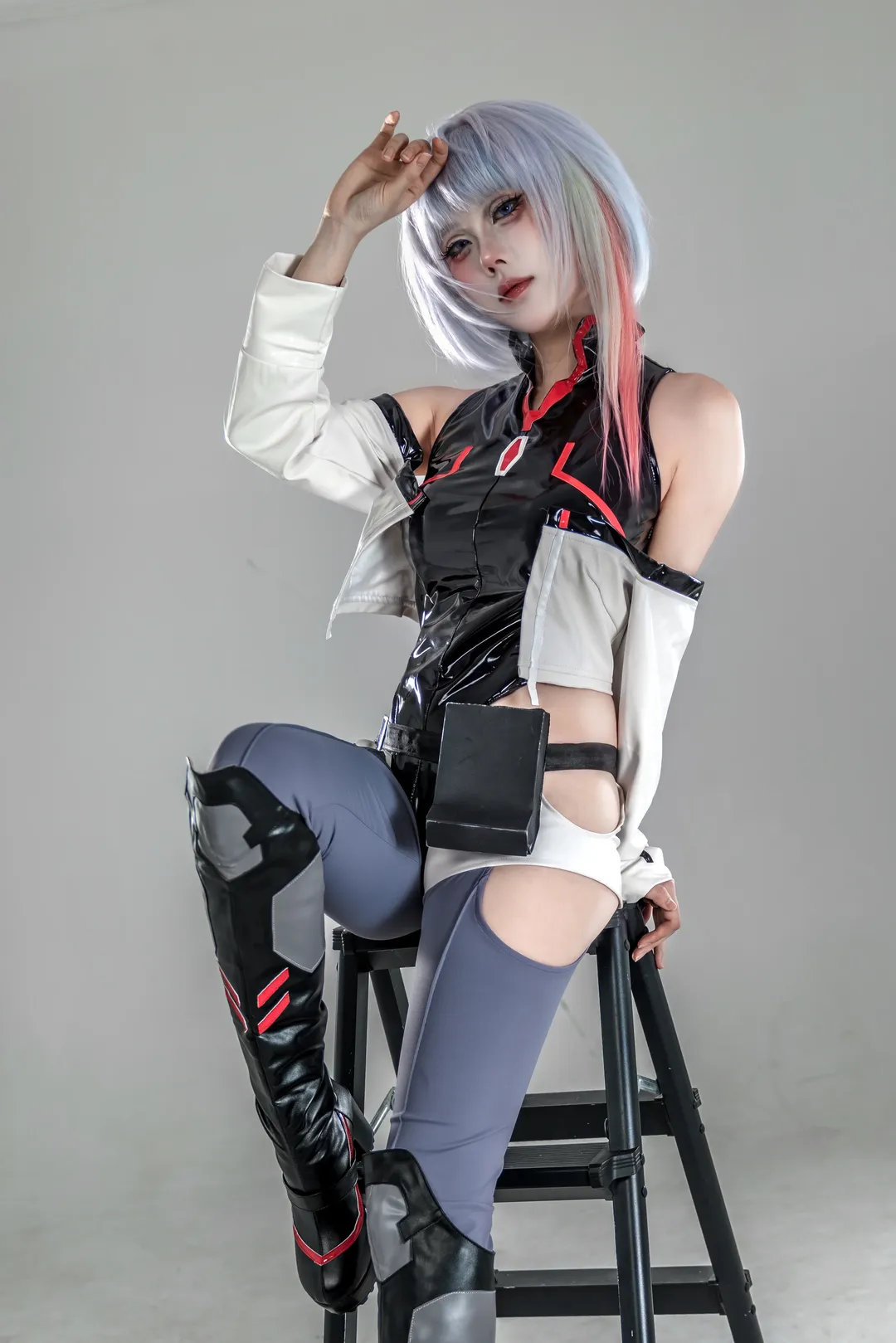 【露西cos】賽博朋克邊緣行者，白棚拍攝的戰術日常 - 第 2 張