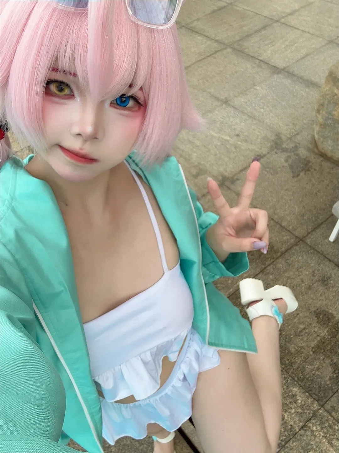 【小鸟游星野cos】蔚蓝档案的粉色泳装萌妹 - 第 1 张
