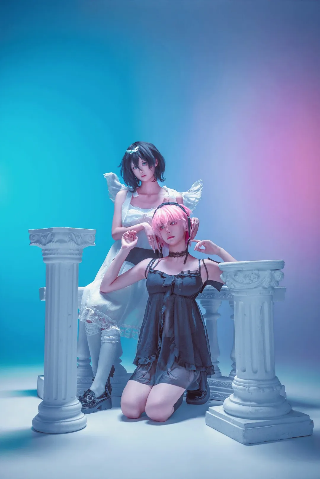 【mizi sua cos】异形舞台的宿命感，黑白羽翼交织的罗马柱幻想 - 第 1 张