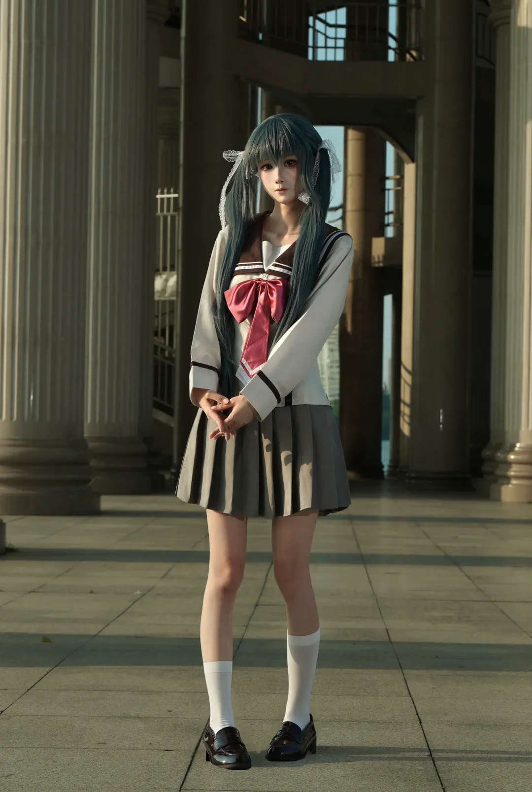 【本间心玲cos】樱之刻里的蓝发水手服少女 - 第 1 张