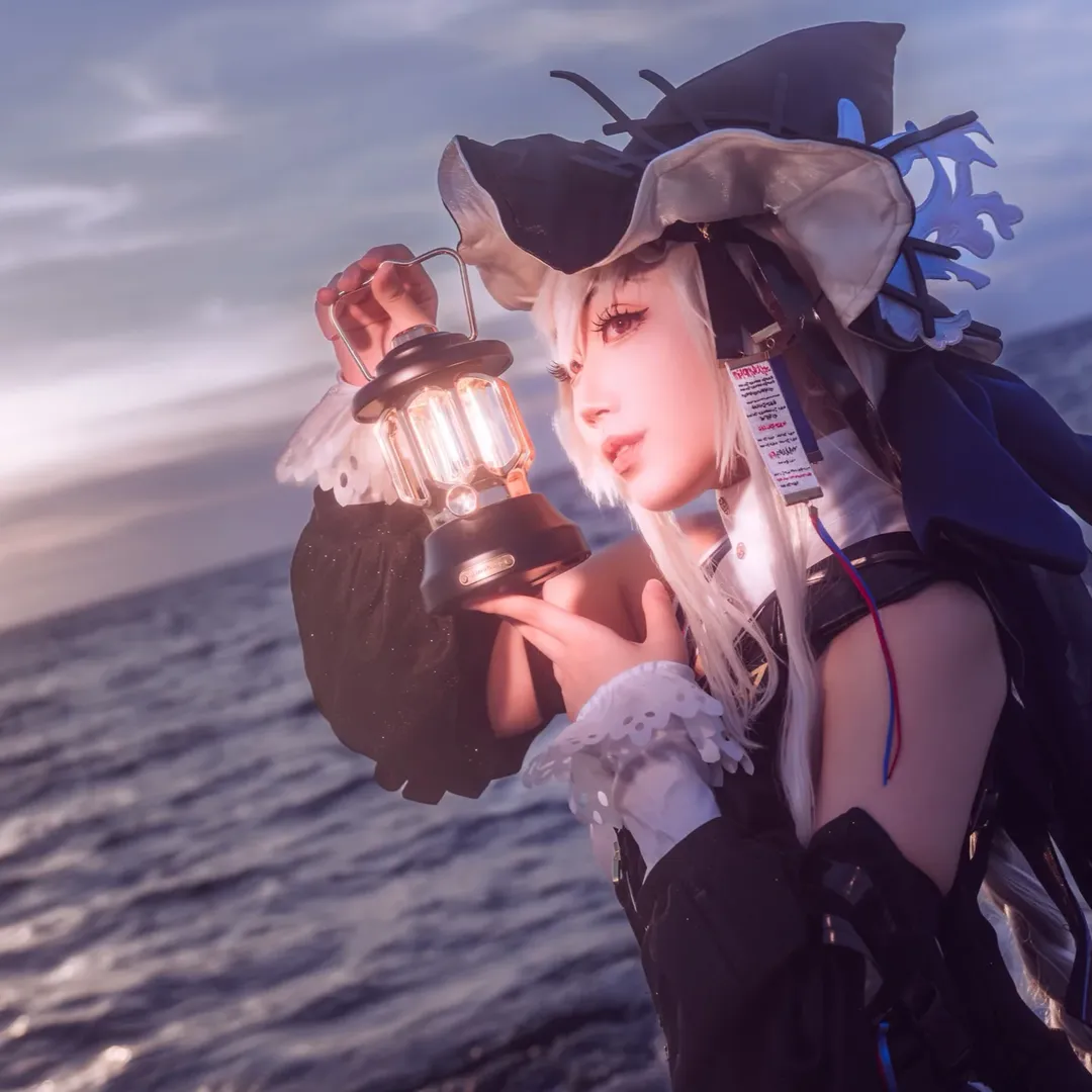 【归溟幽灵鲨cos】明日方舟重装海边的光影记录 - 第 1 张
