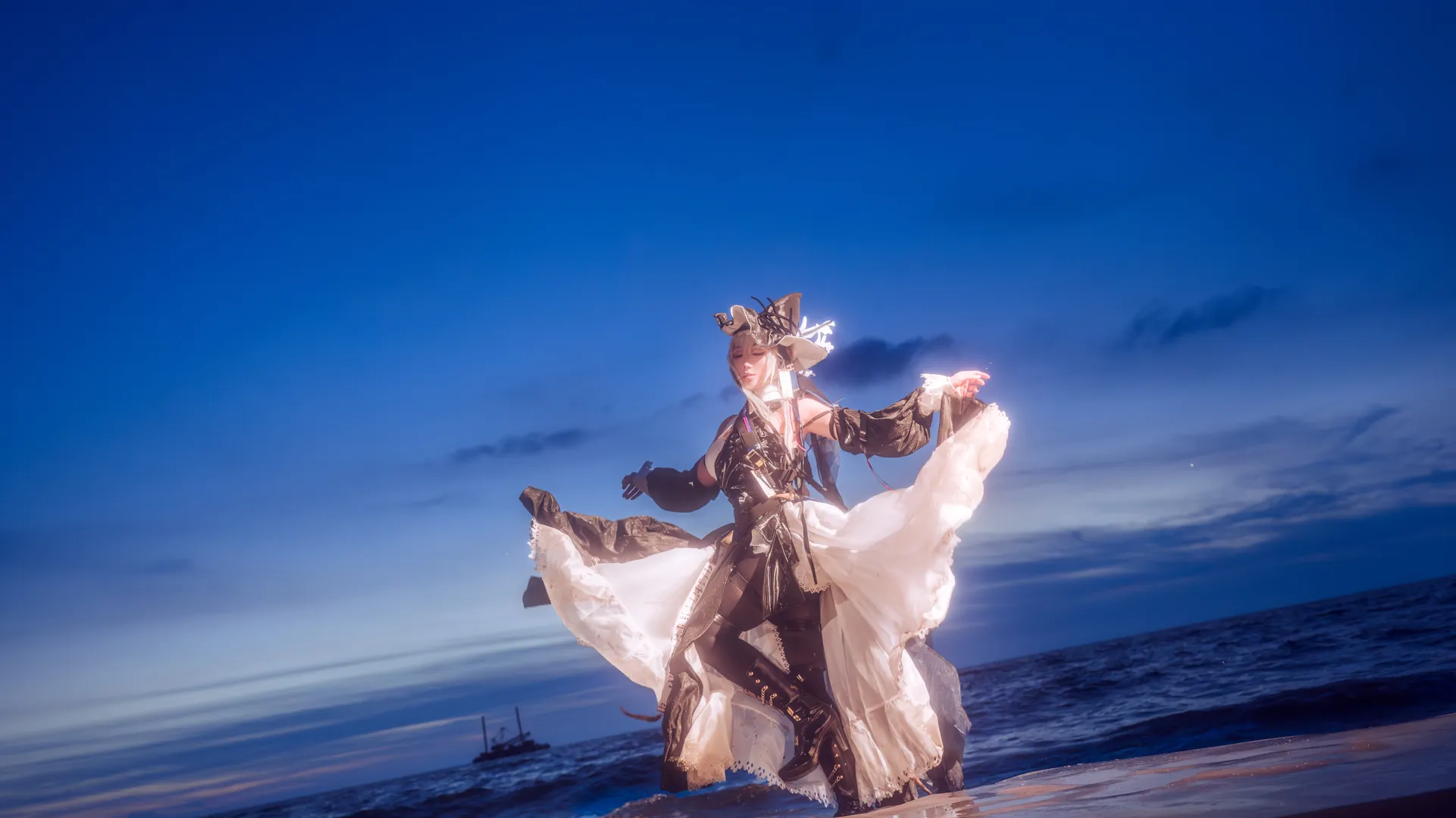 【归溟幽灵鲨cos】明日方舟重装海边的光影记录 - 第 11 张